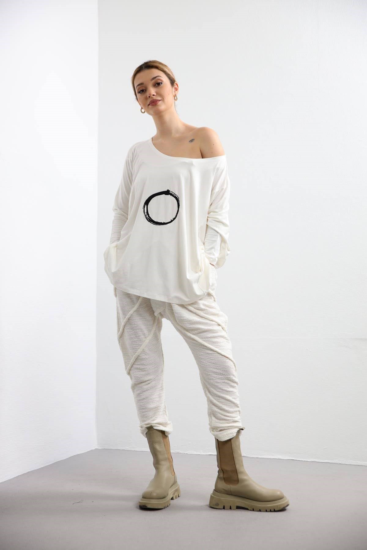 Ecru Stitched Detail Trousers - Saman Butik | Shop Online Ecru Stitched Detail Trousers