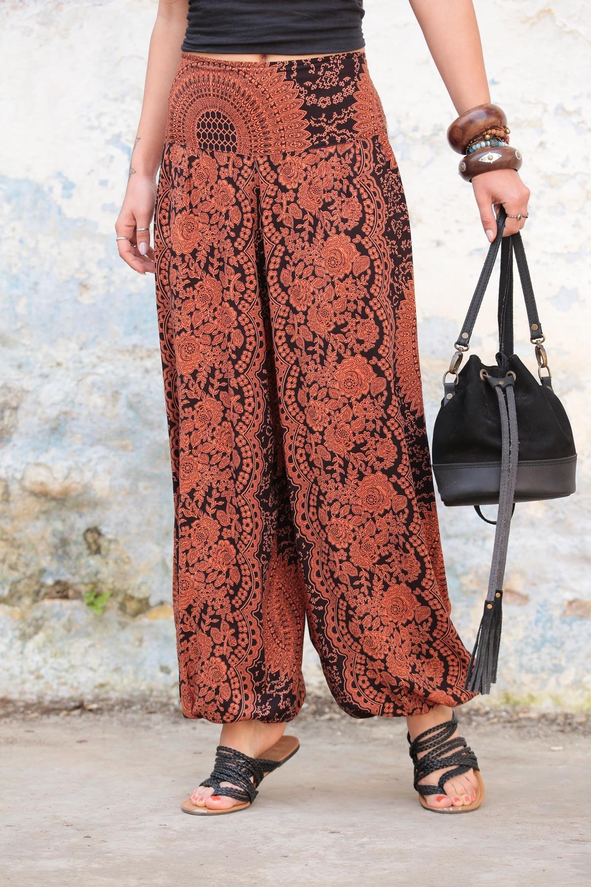  Kiremit Desenli Beli Lastikli Şalvar Pantolon