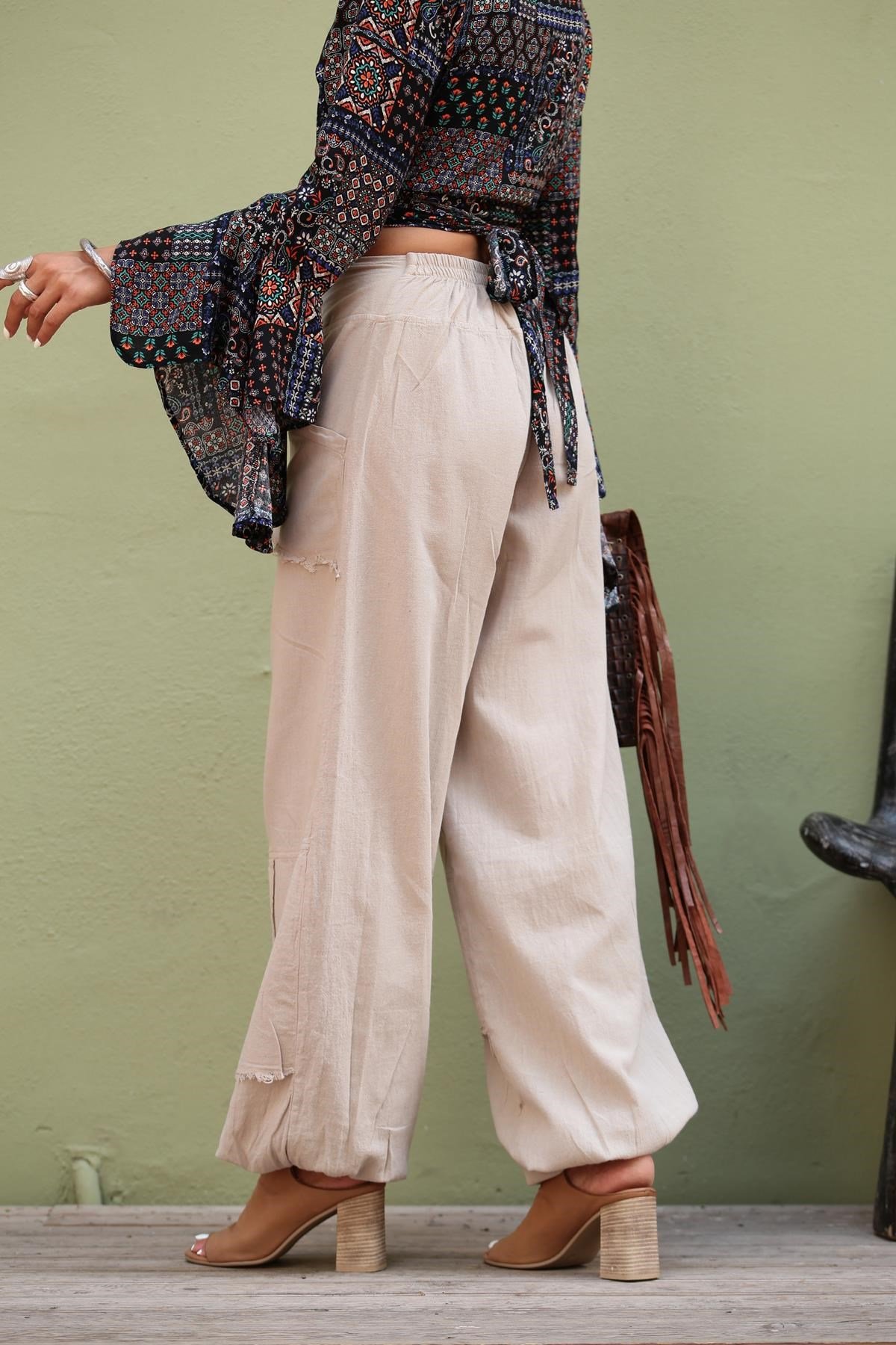 Cream Stitched Pockets Trousers - Şaman Butik | Shop Online Cream Stitched Pockets Trousers