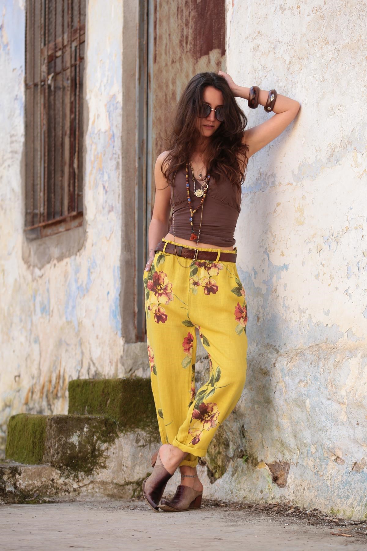  Sarı Çiçek Desenli Havuç Kesim Pantolon