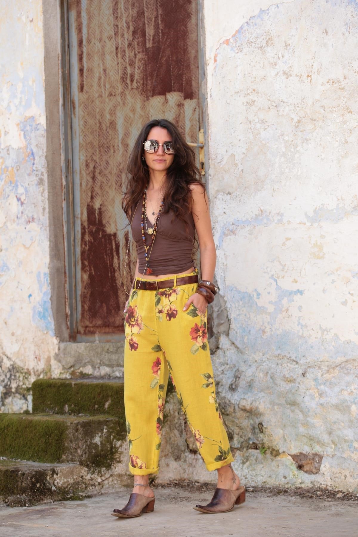  Sarı Çiçek Desenli Havuç Kesim Pantolon