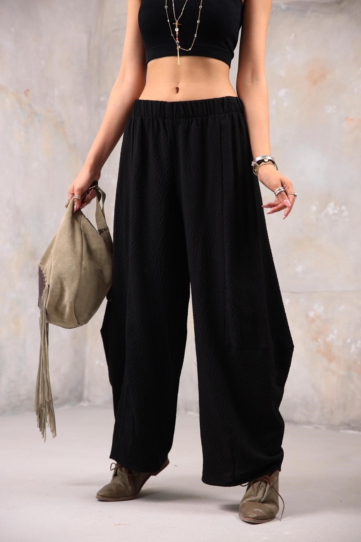 Black Slouchy Trousers - Saman Butik | Saman Butik | Shop Online Black Slouchy Trousers
