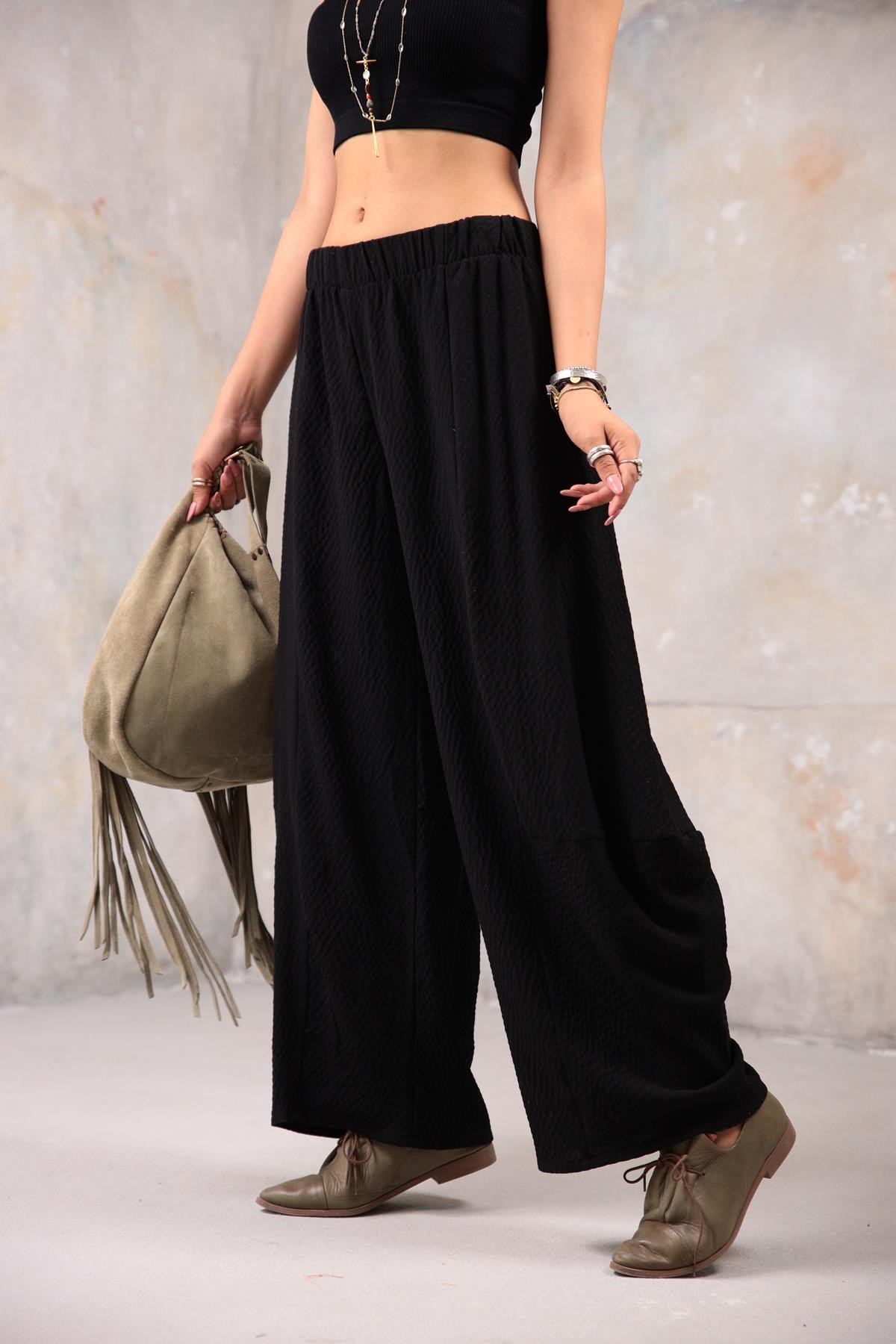 Black Slouchy Trousers - Saman Butik | Saman Butik | Shop Online Black Slouchy Trousers