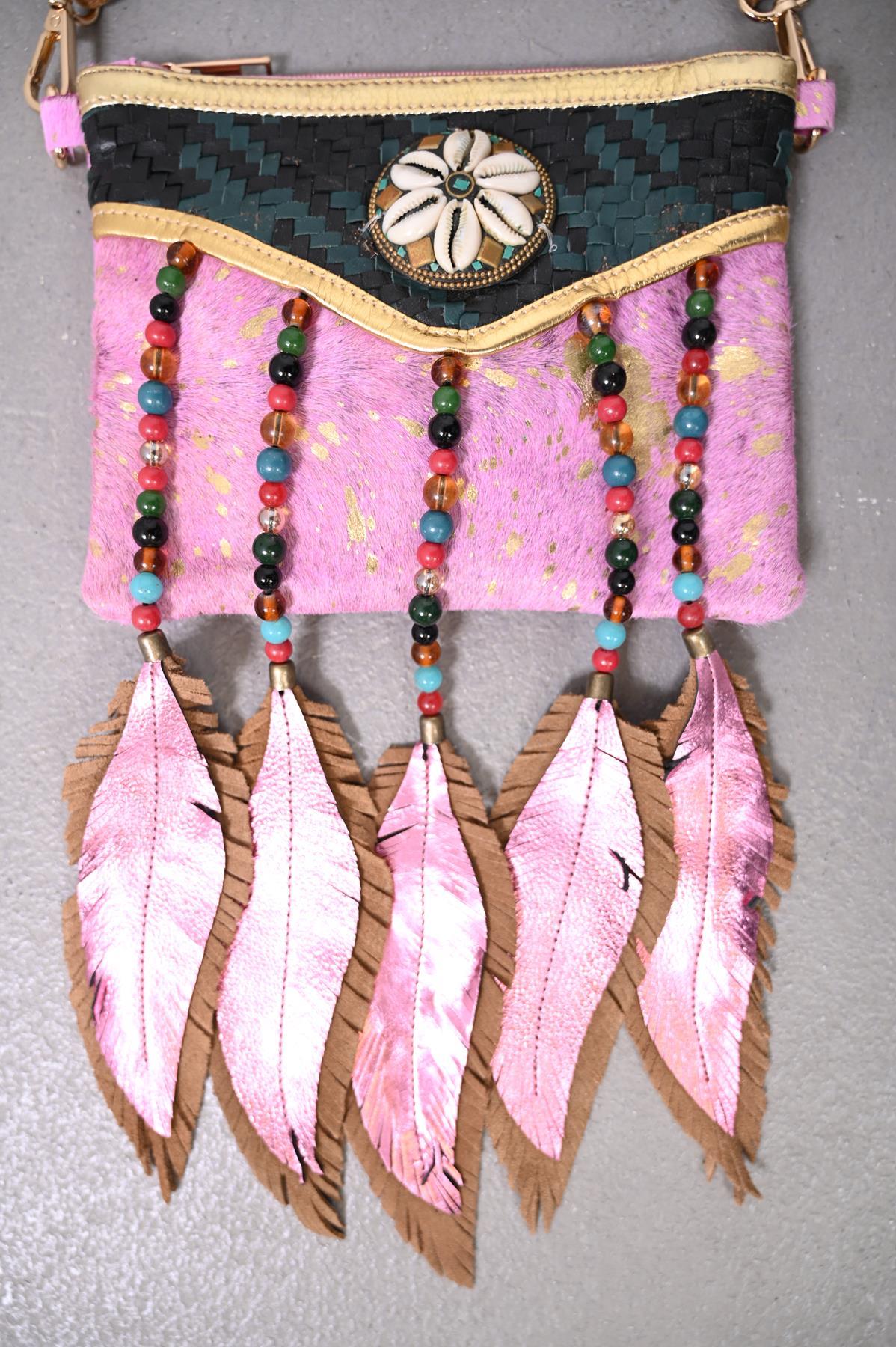 Pembe Deniz Kabuklu Boncuk Püsküllü Tay Tüyü Tasarım Çanta