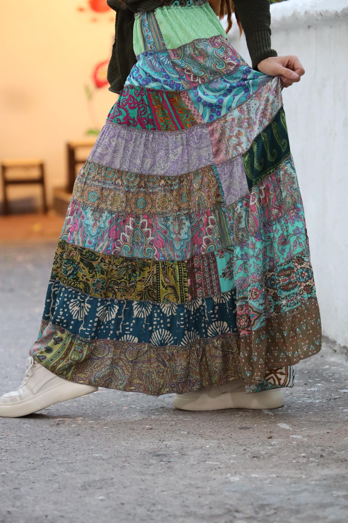 Renkli Patchwork Otantik İpek Etek