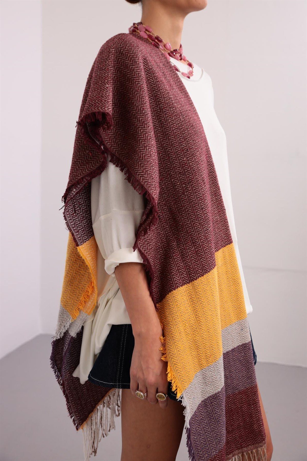  Renkli Desenli Saçaklı Şal