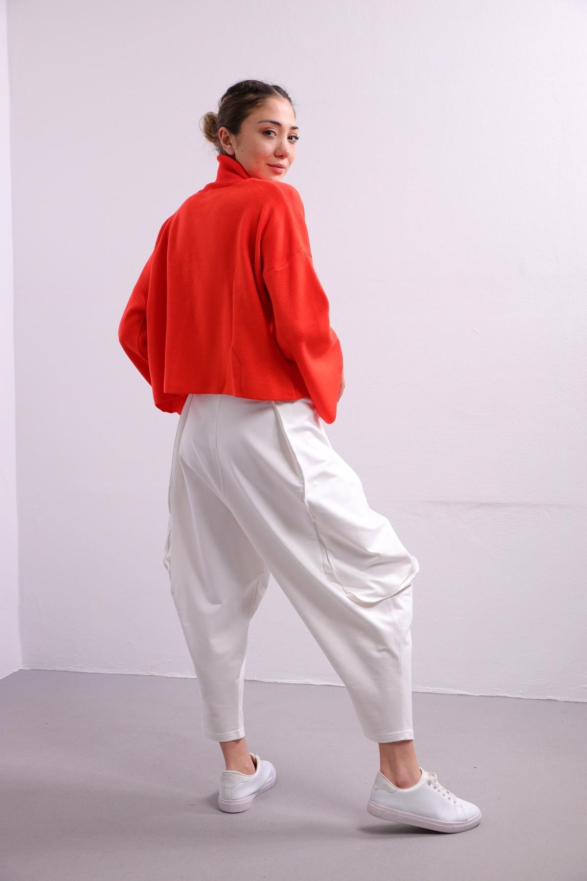  White Belted Drop Crotch Trousers