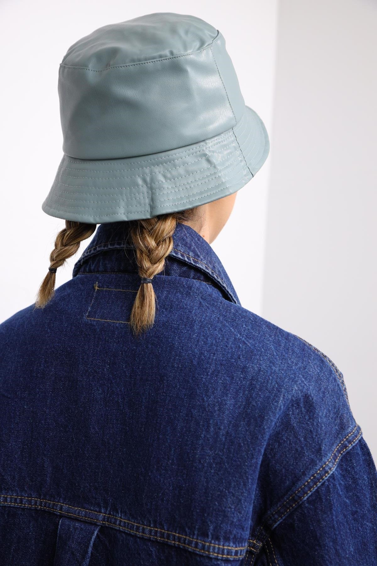  Mint Yeşili Deri Bucket Şapka