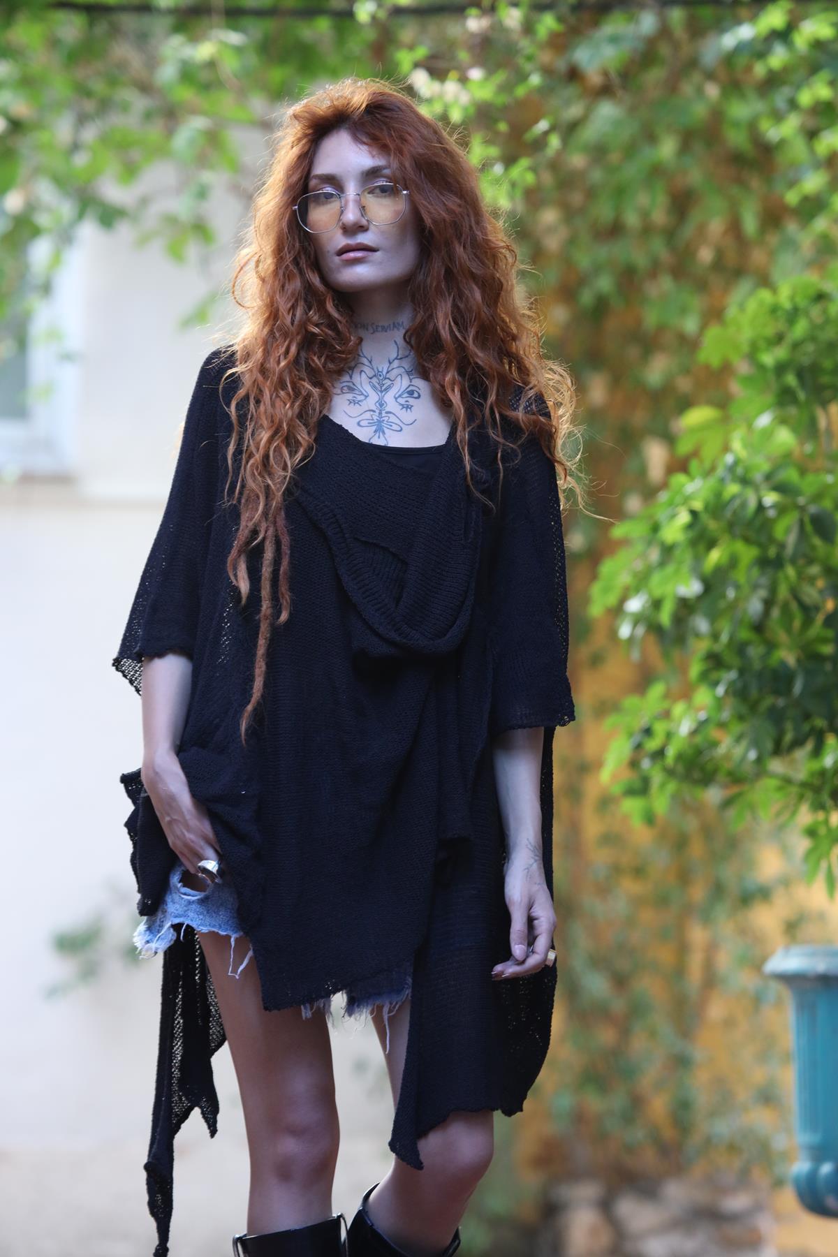 Siyah Asimetrik Kesim Salaş Tunik