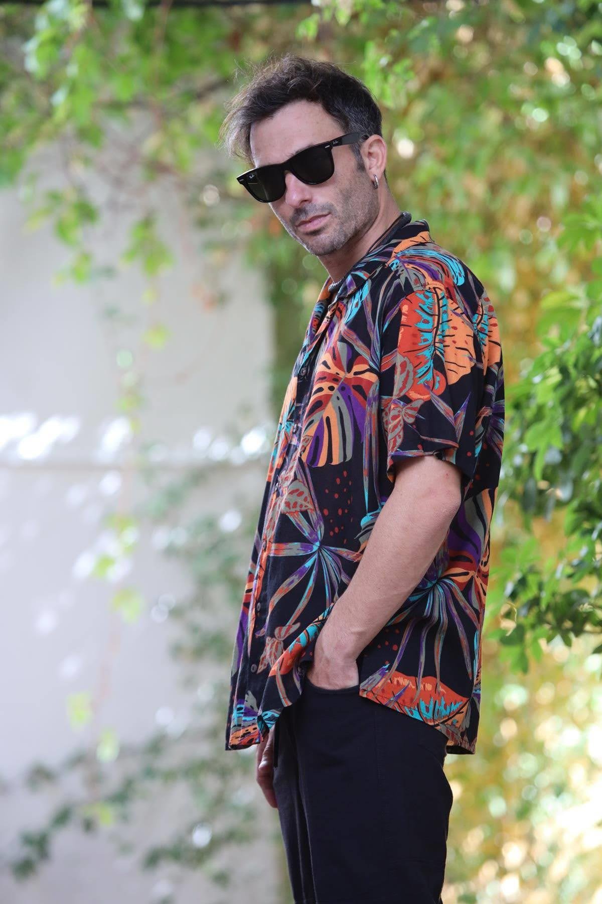 Siyah Desenli Avatar Gömlek