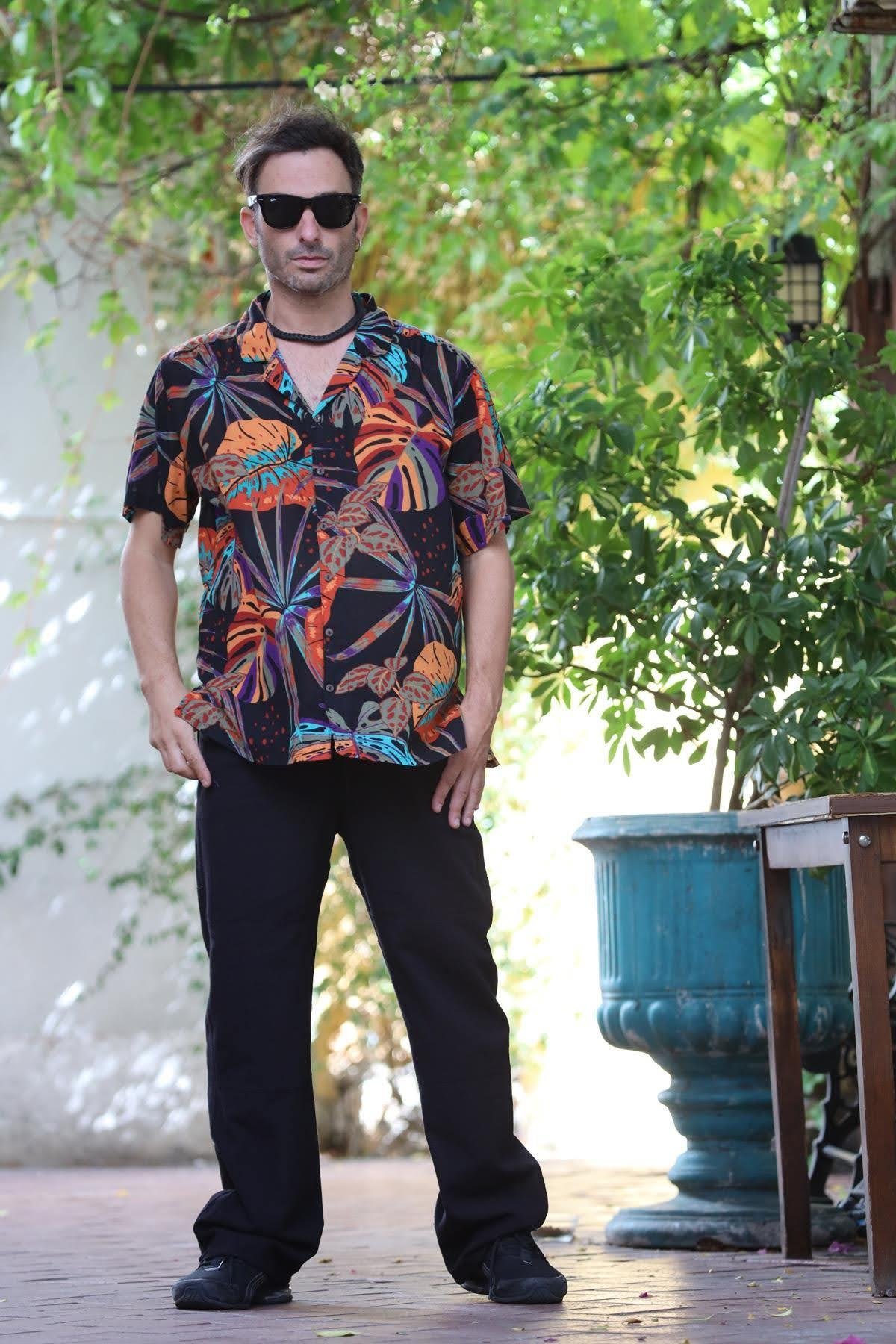 Siyah Desenli Avatar Gömlek