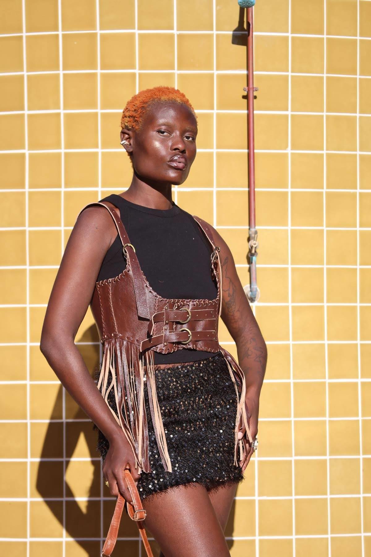 Siyah Gold Payetli Mini Saçaklı Etek