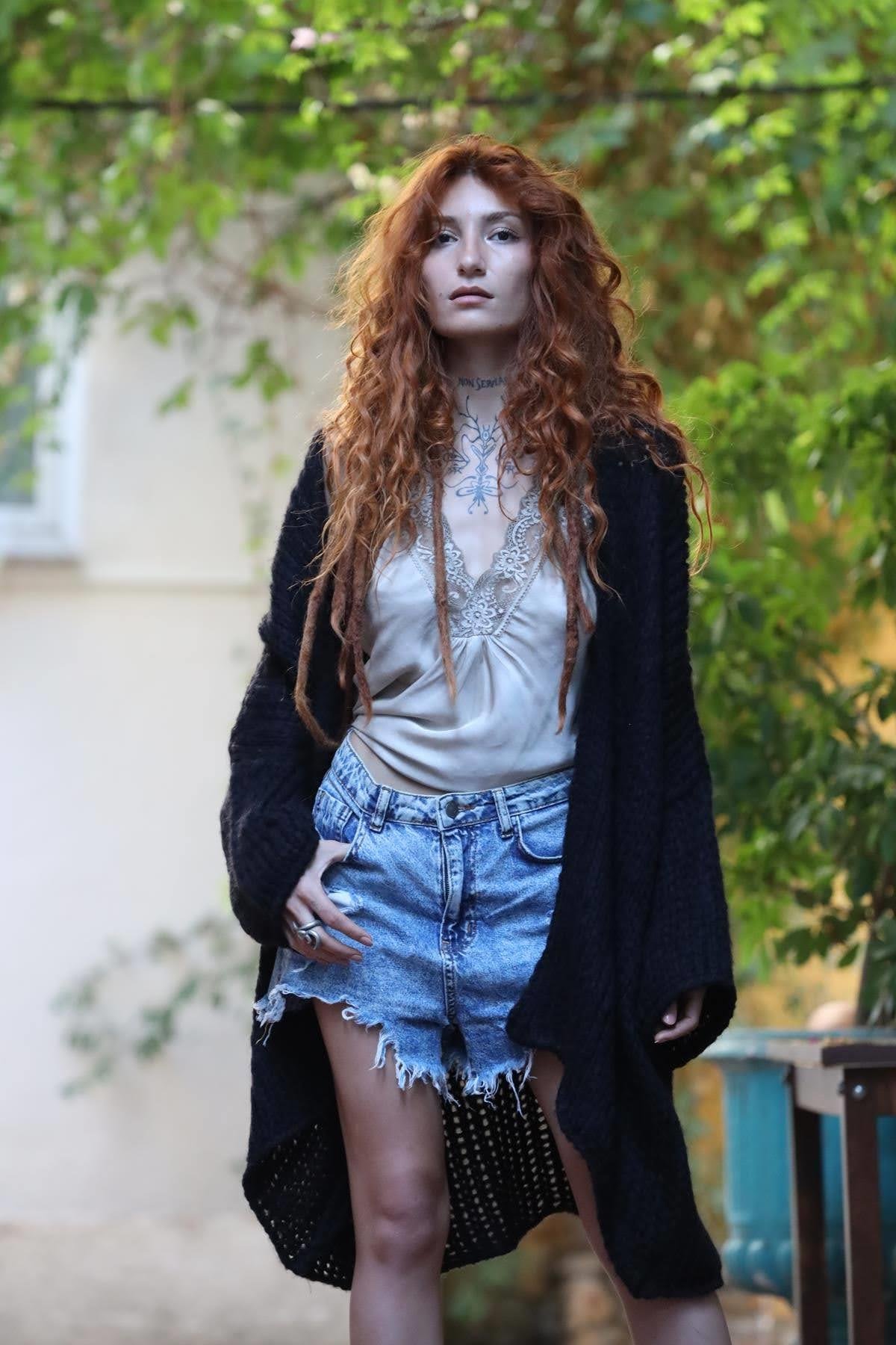 Siyah Kalın Yün Hırka