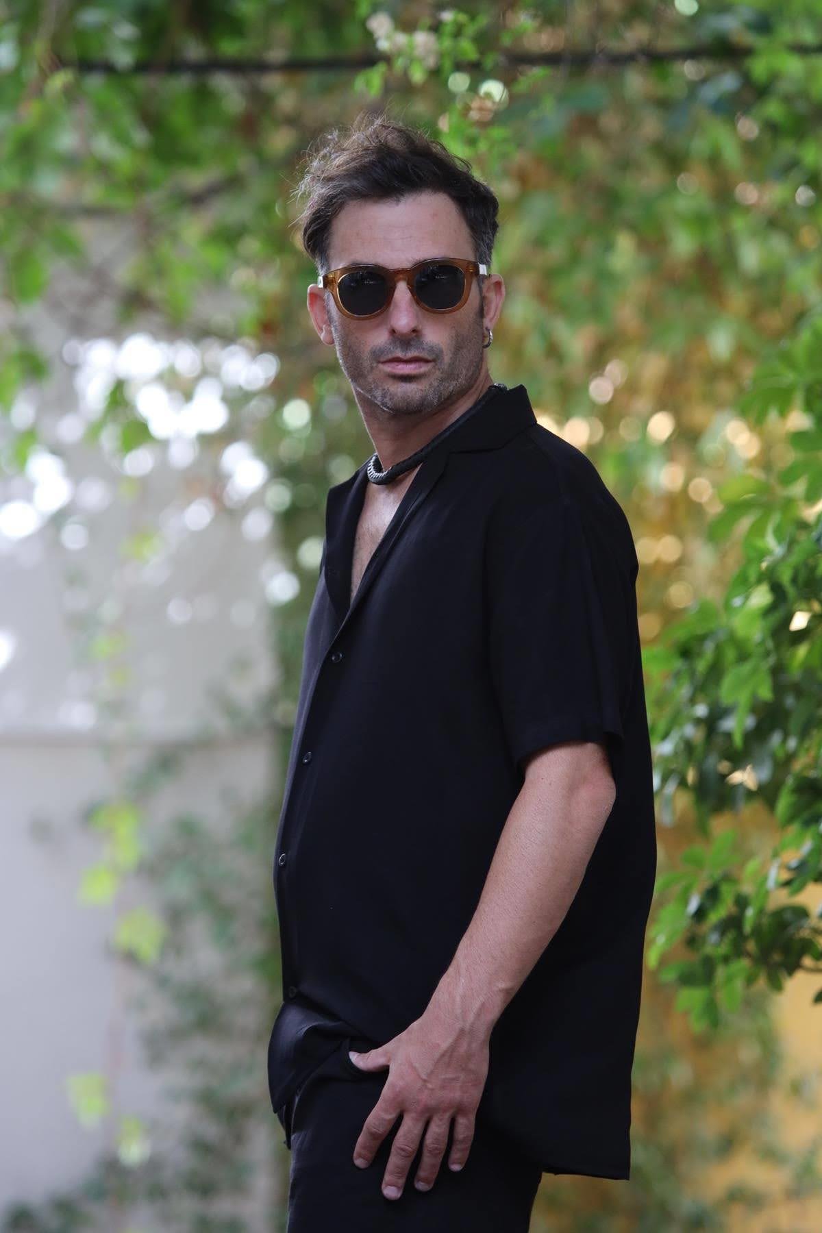 Siyah Kısa Kollu Erkek Gömlek