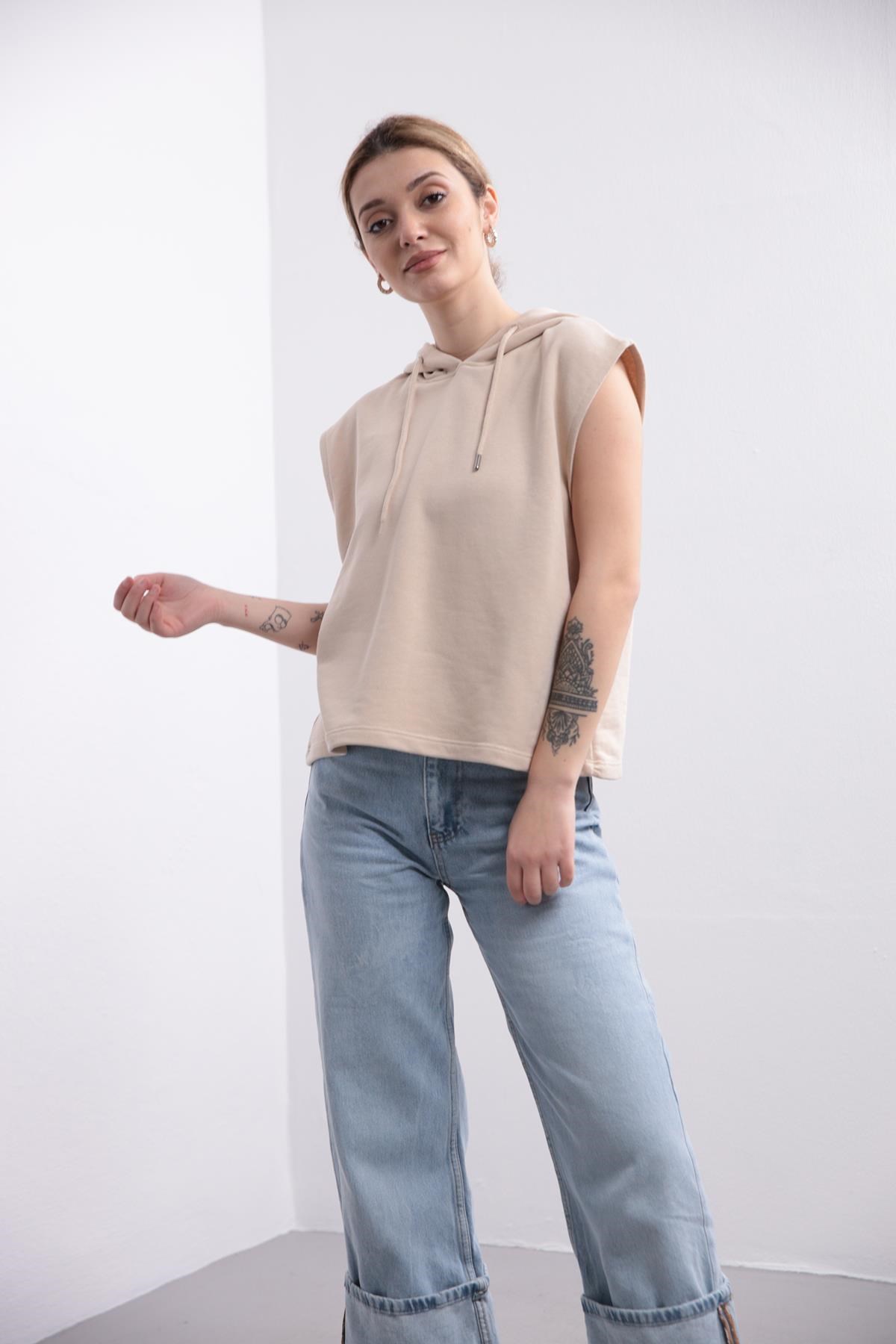  Bej Kapüşonlu Kolsuz Sweatshirt