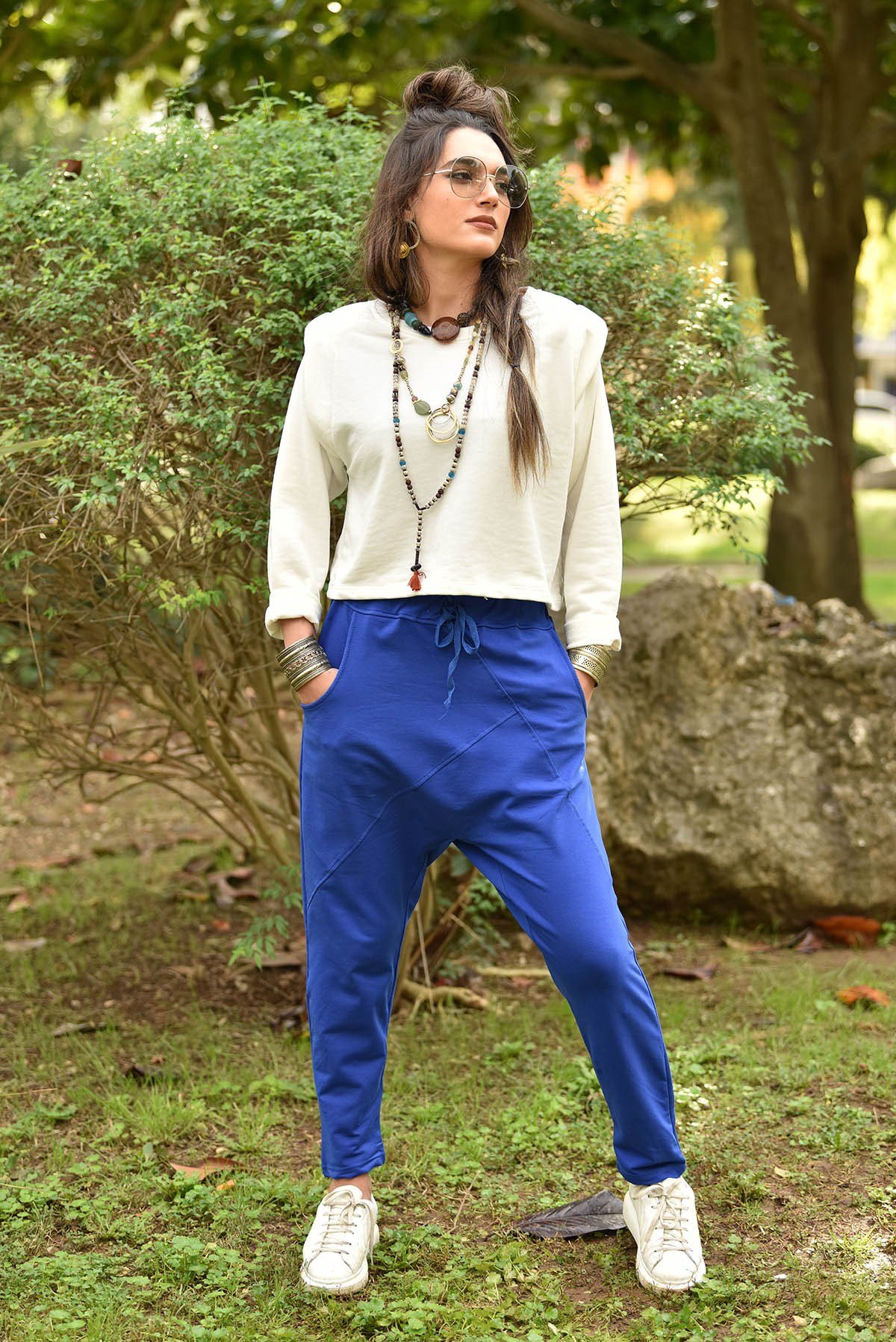  Beyaz Vatkalı Uzun Kol Sweat