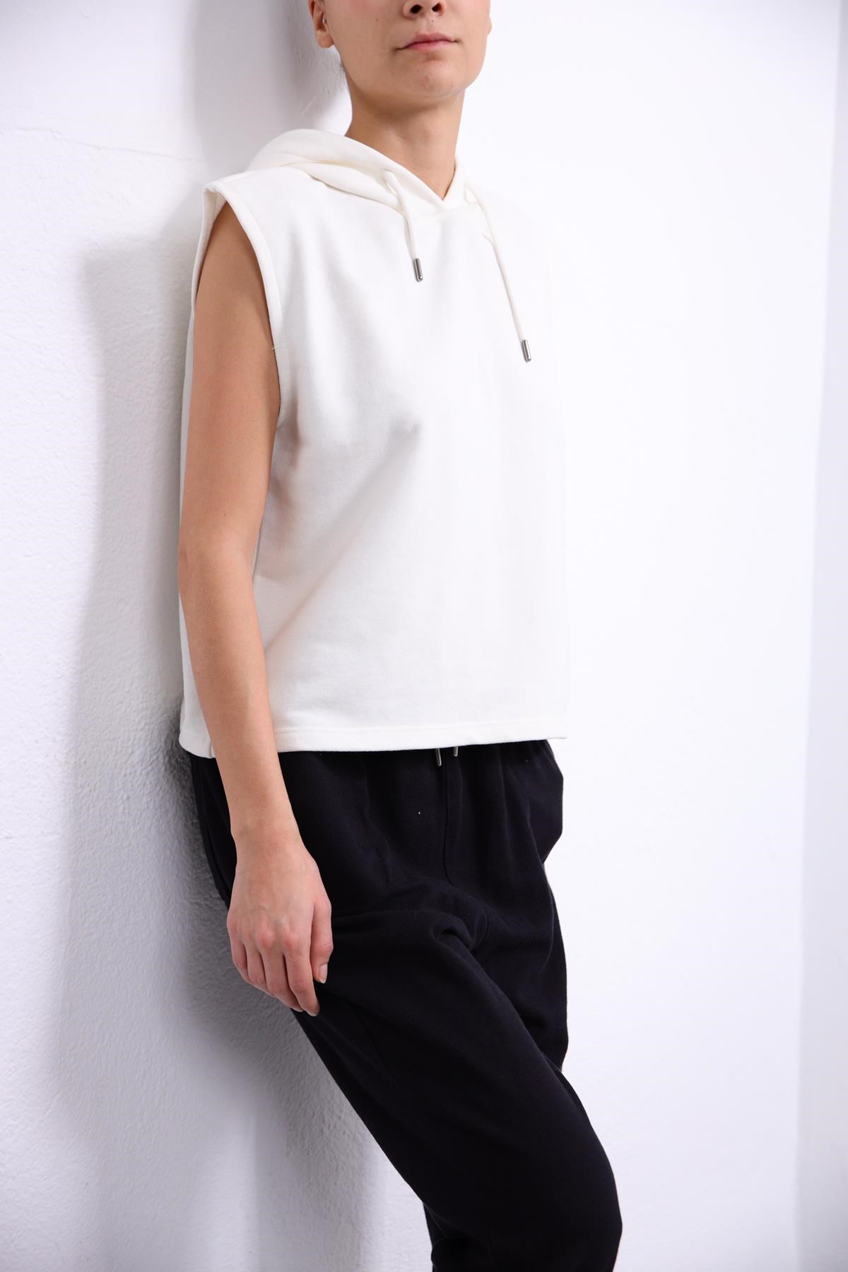  Ekru Kapüşonlu Kolsuz Sweatshirt