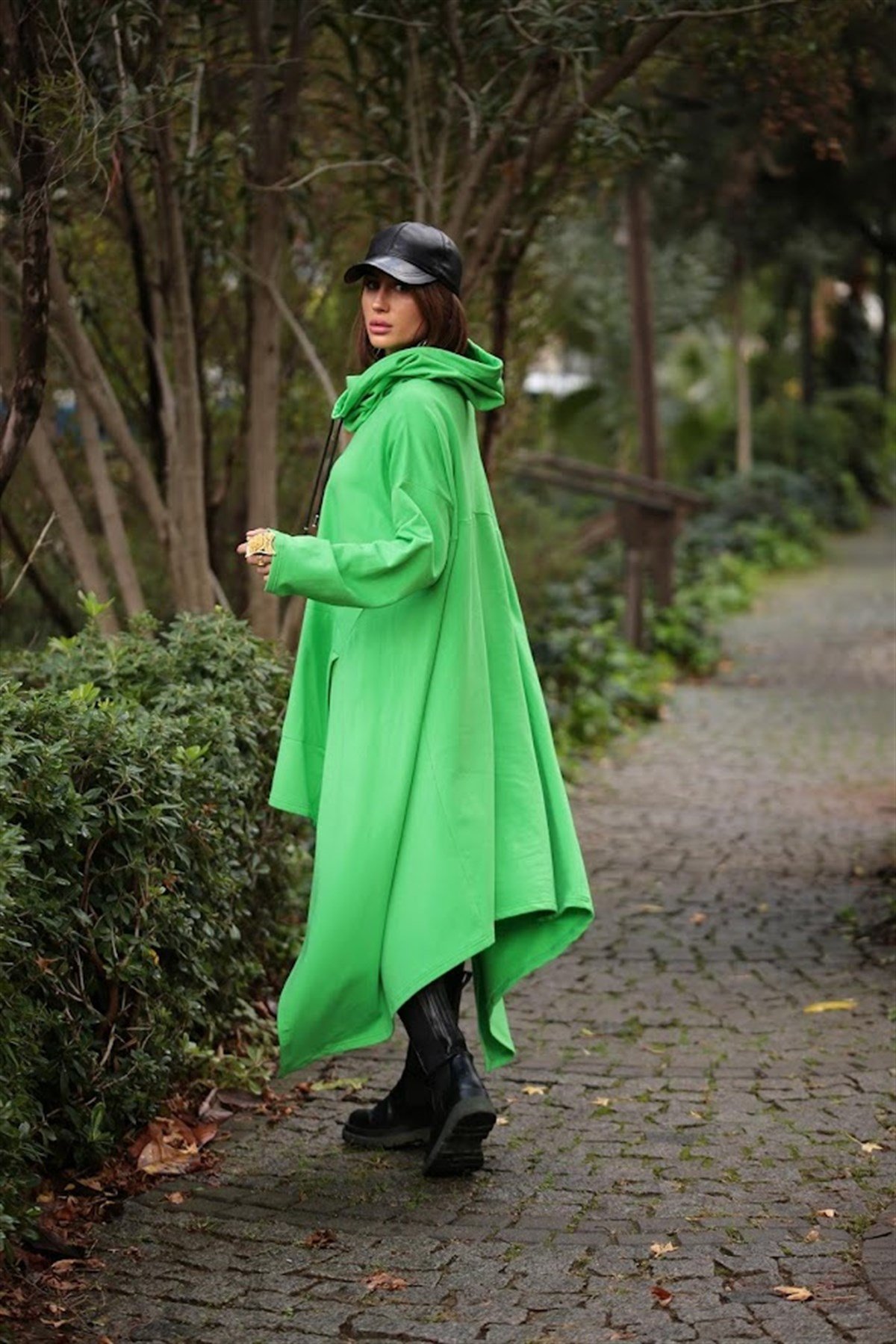  Fıstık Yeşil Asimetrik Kesim Boğazlı Panço Sweat