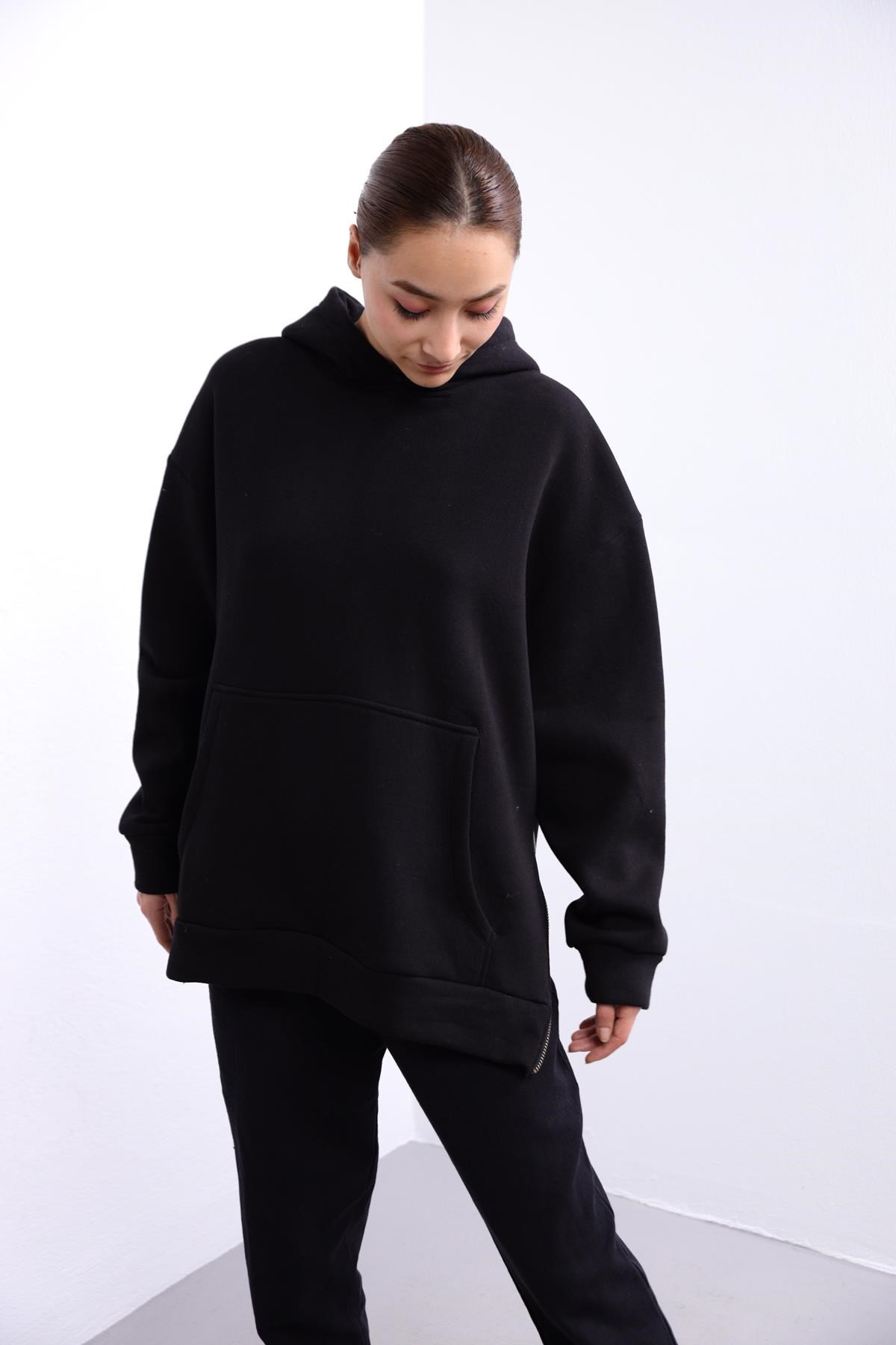  Siyah Kapüşonlu Kanguru Cep Fermuarlı Sweatshirt