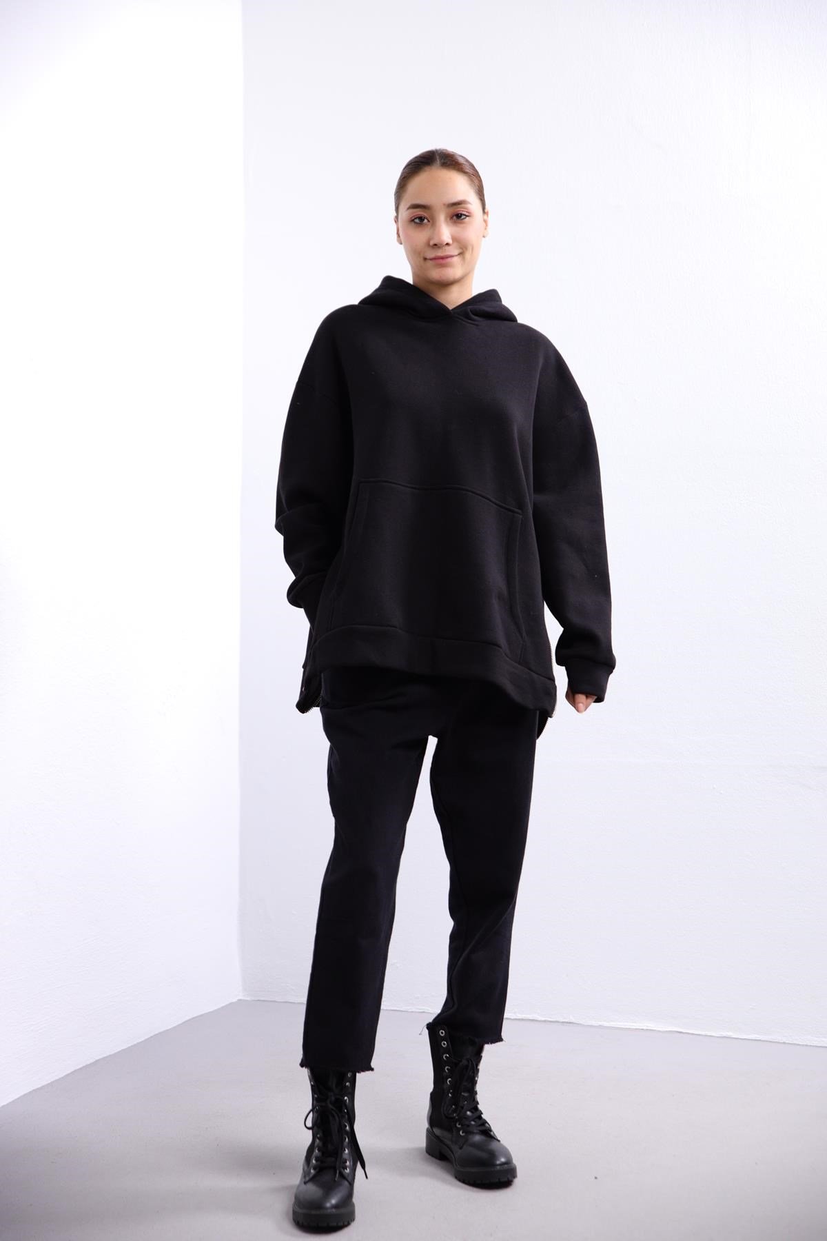  Siyah Kapüşonlu Kanguru Cep Fermuarlı Sweatshirt