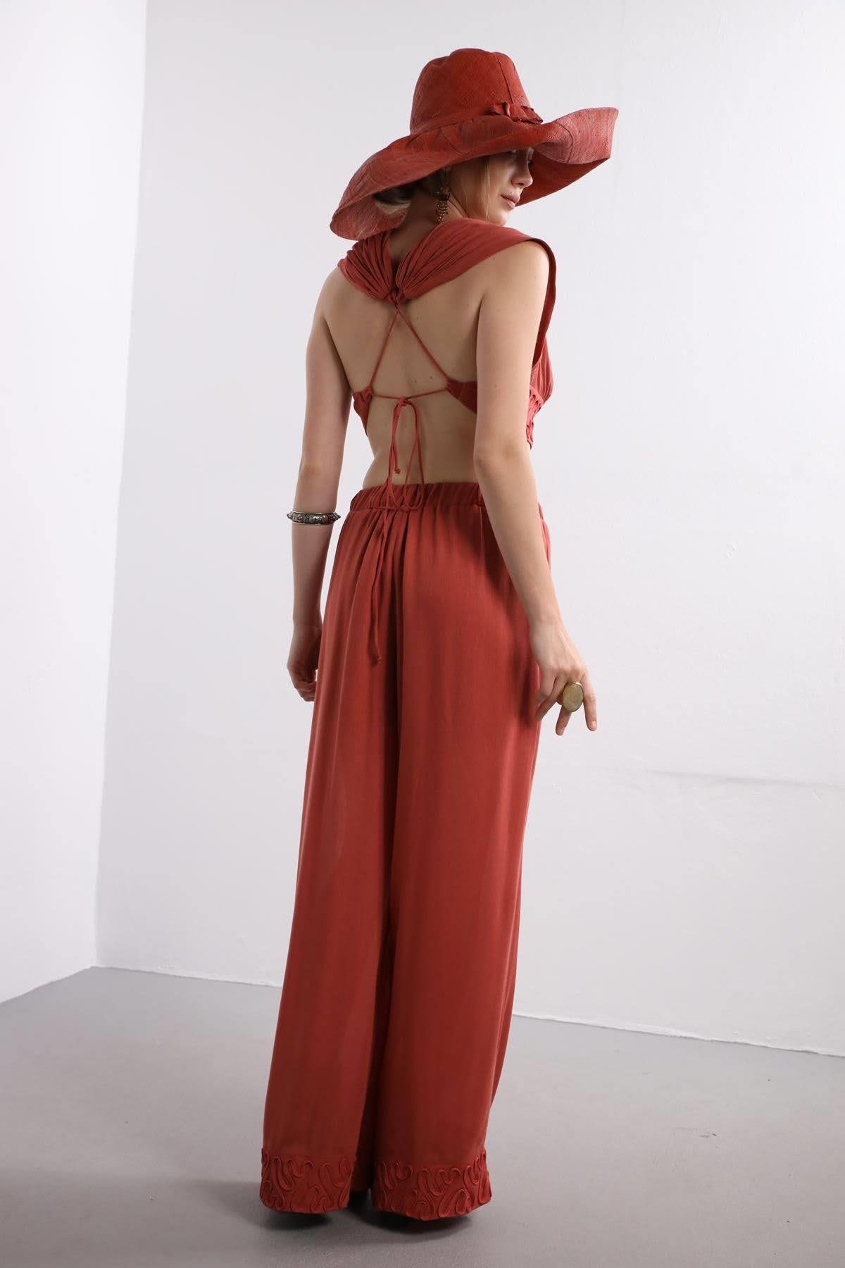  Kiremit Rengi Derin Dekolteli İşlemeli Bohem Takım