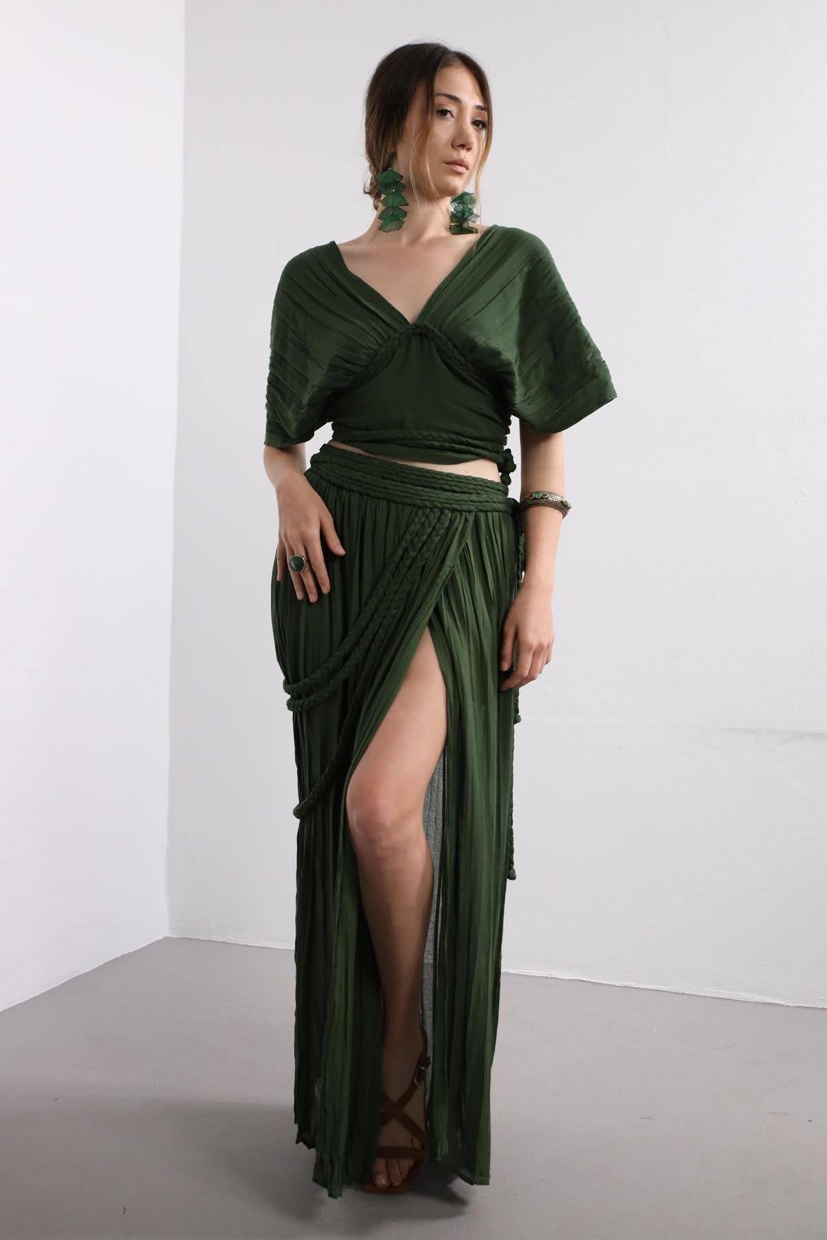  Zümrüt Yeşili Pileli Bağlamalı Bluz Etek Takım