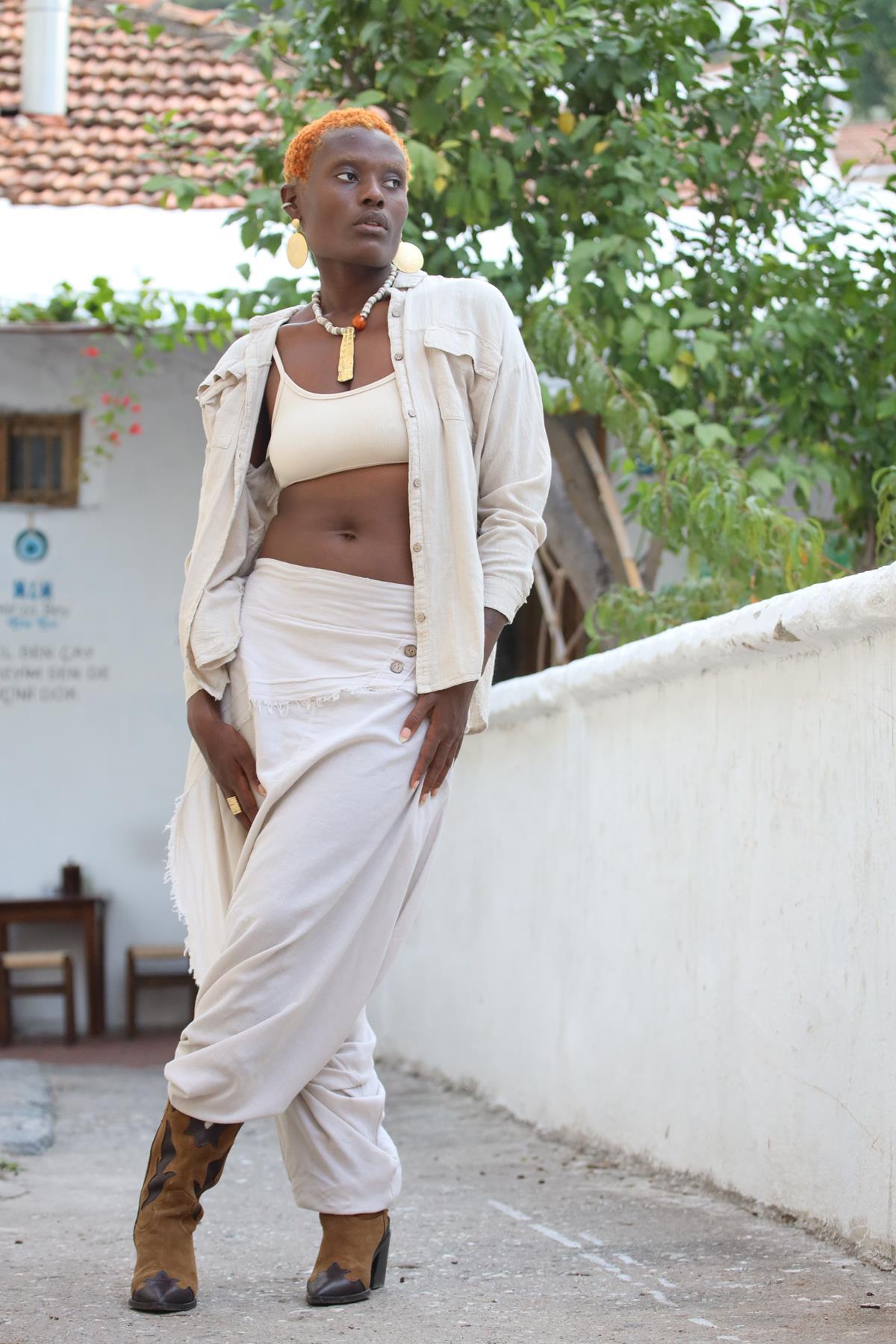 Taş Rengi Düğme Detaylı Püsküllü Parçalı Şalvar