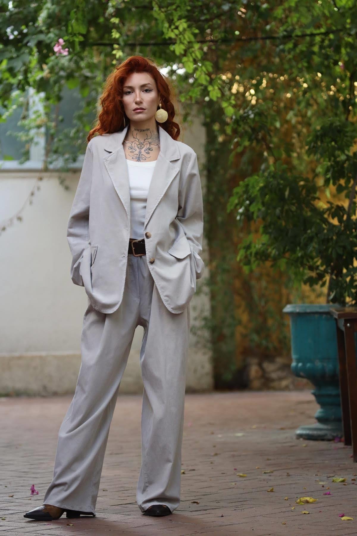 Taş Rengi Kadife Ceket ve Pantolon Takım