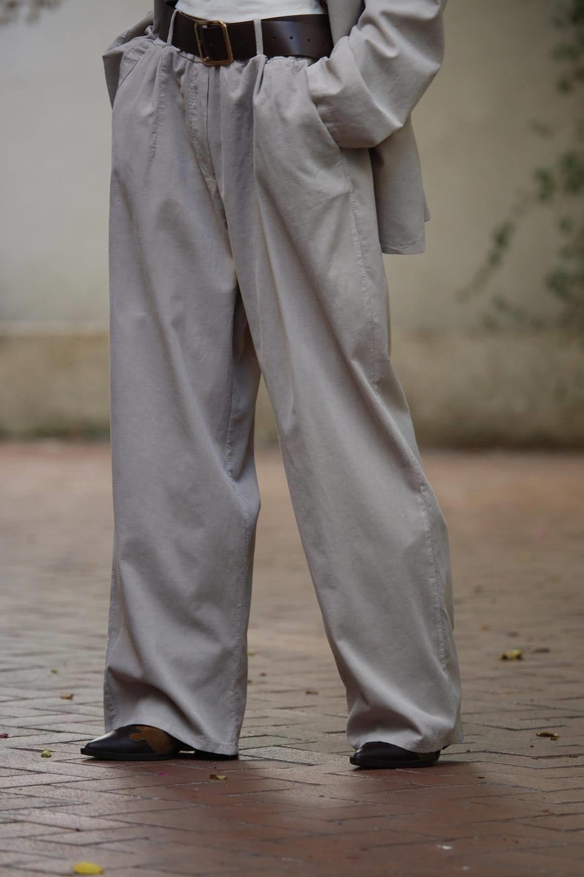 Taş Rengi Kadife Ceket ve Pantolon Takım