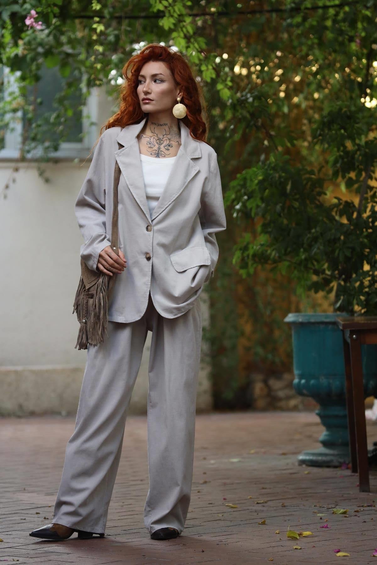 Taş Rengi Kadife Ceket ve Pantolon Takım