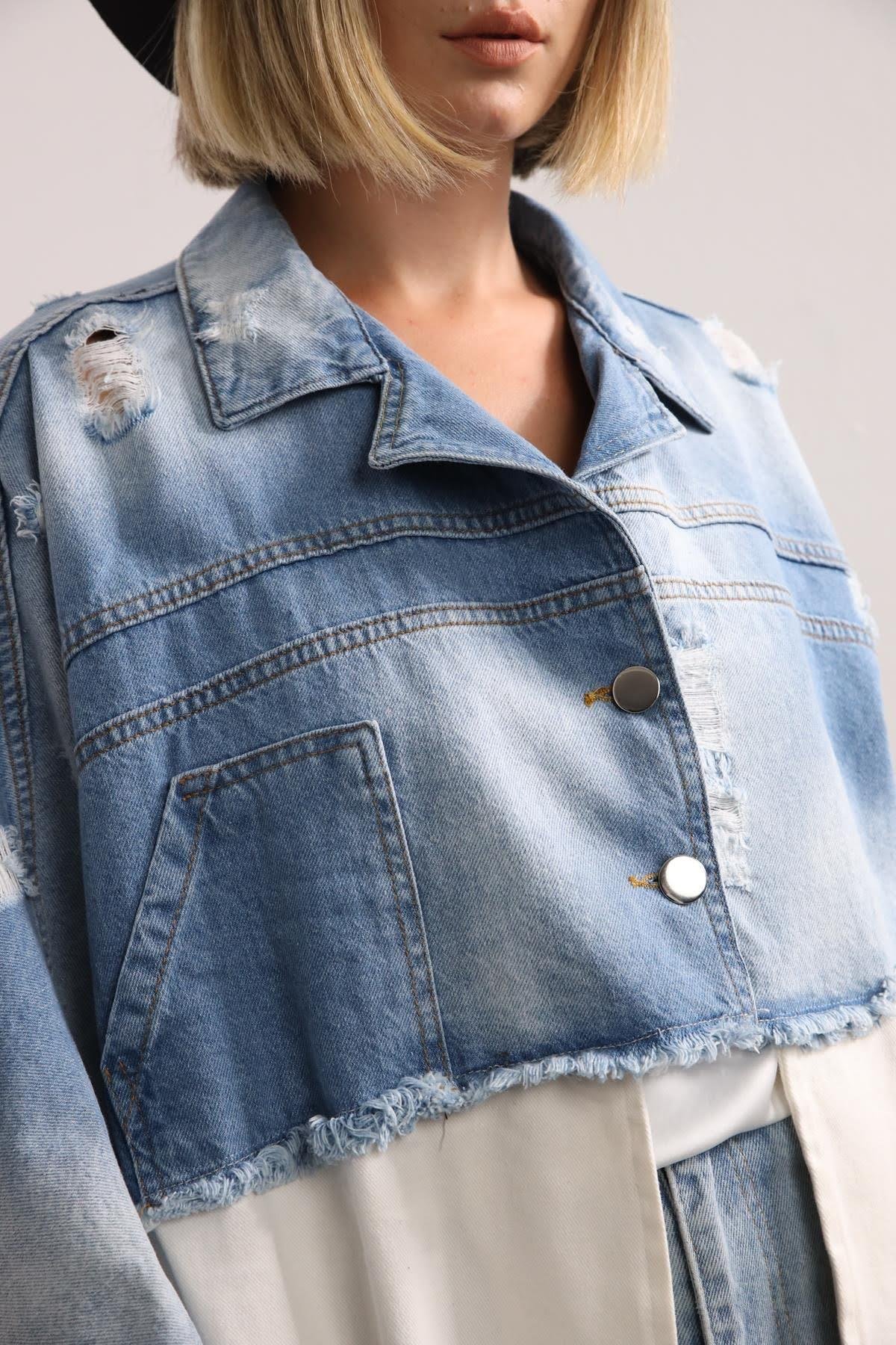  Mavi Kot Detaylı Arkası Yazılı Trençkot