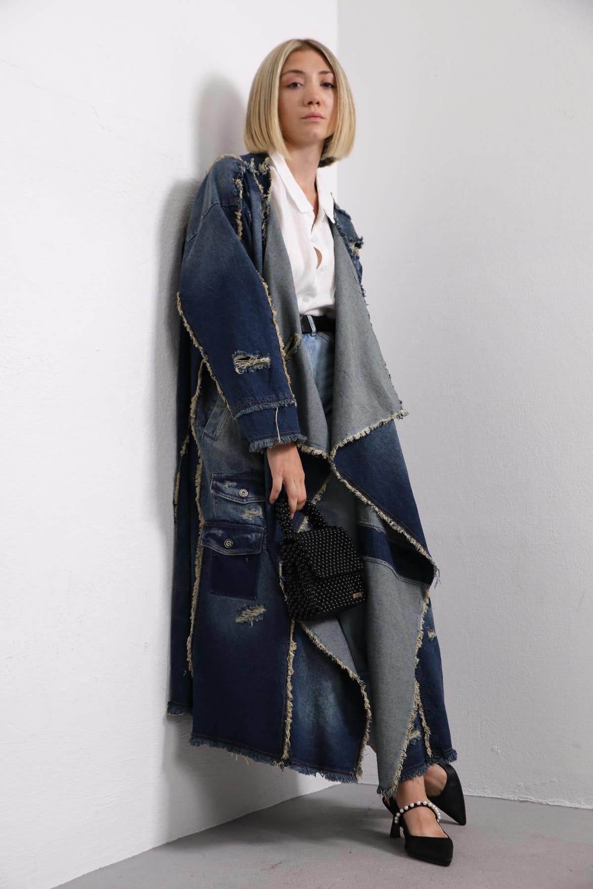  Mavi Yırtık Detaylı Denim Trençkot