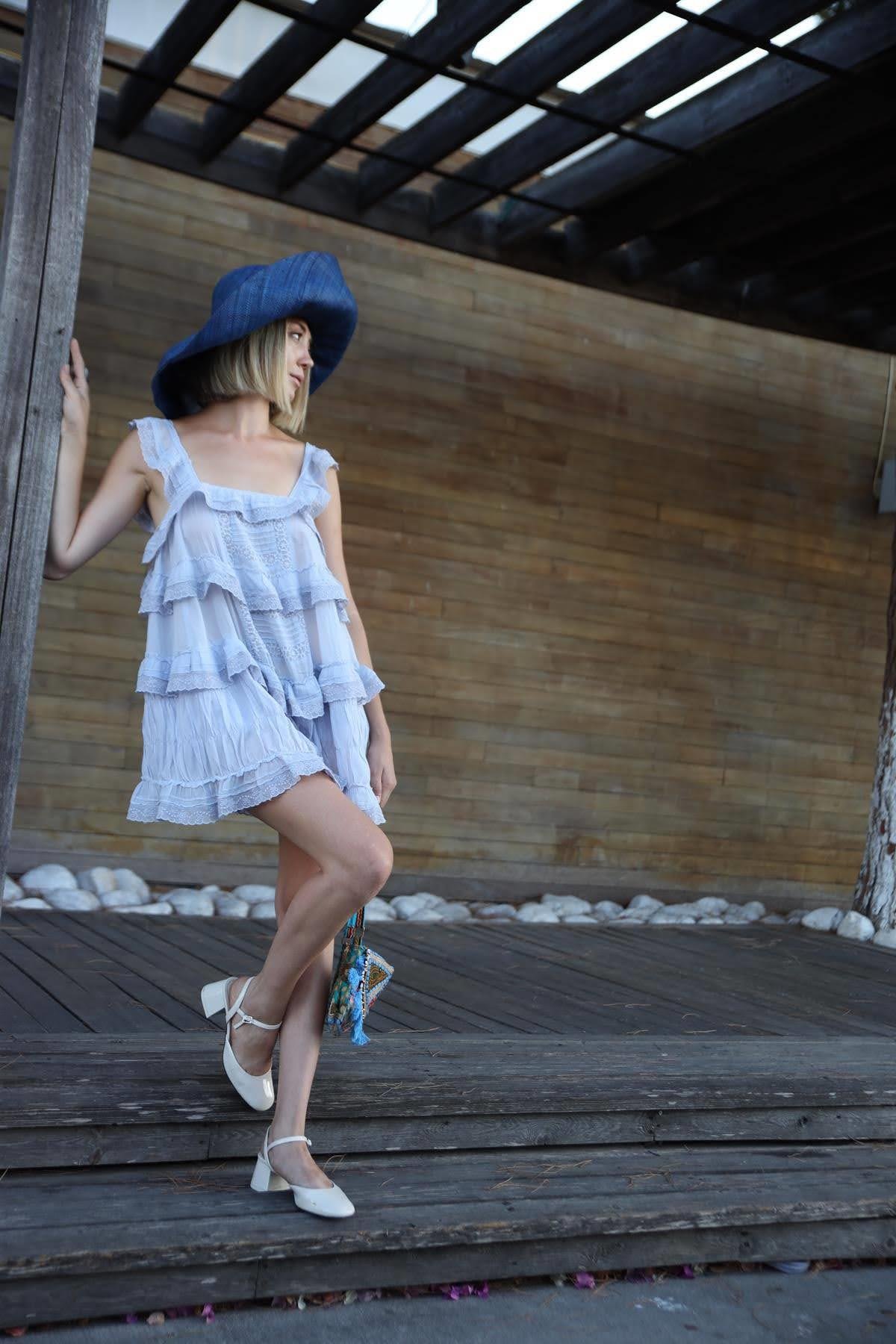 Buz Mavisi Dantel Detaylı Kat Kat Tulum - Şaman Butik Buz Mavisi Dantel Detaylı Kat Kat Tulum