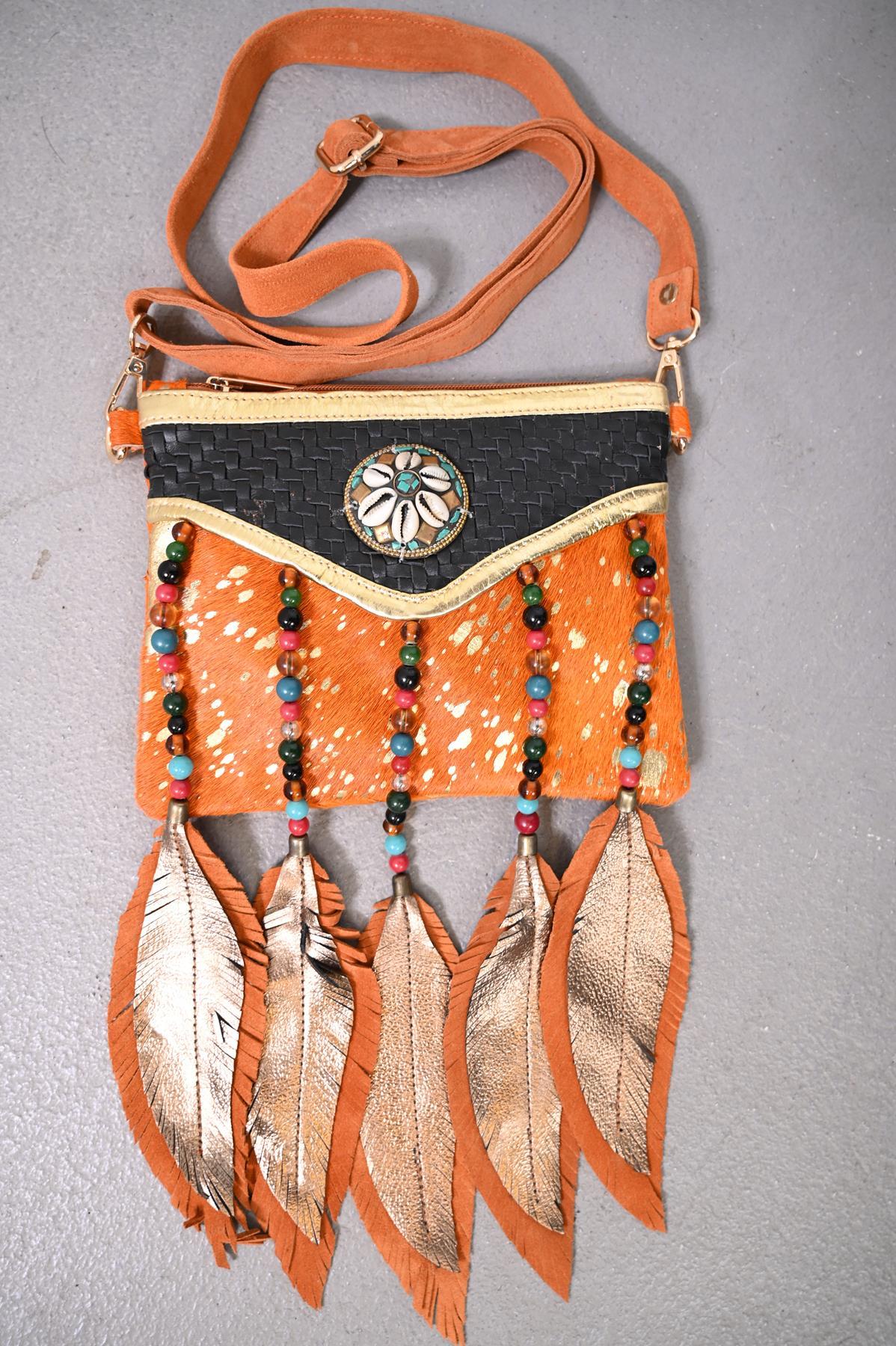 Turuncu Deniz Kabuklu Boncuk Püsküllü Tay Tüyü Tasarım Çanta