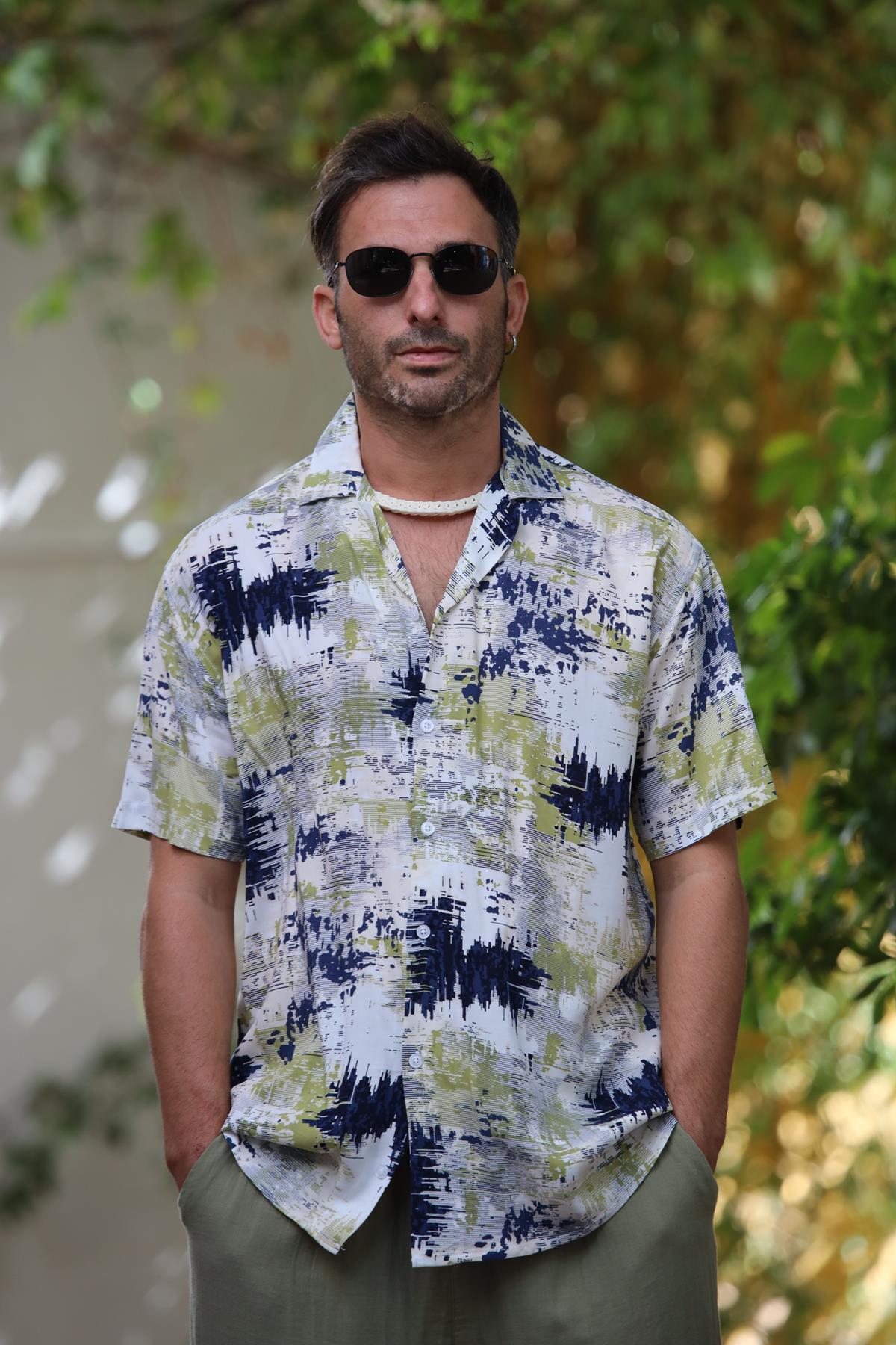 Yeşil Desenli Kısa Kollu Erkek Gömlek