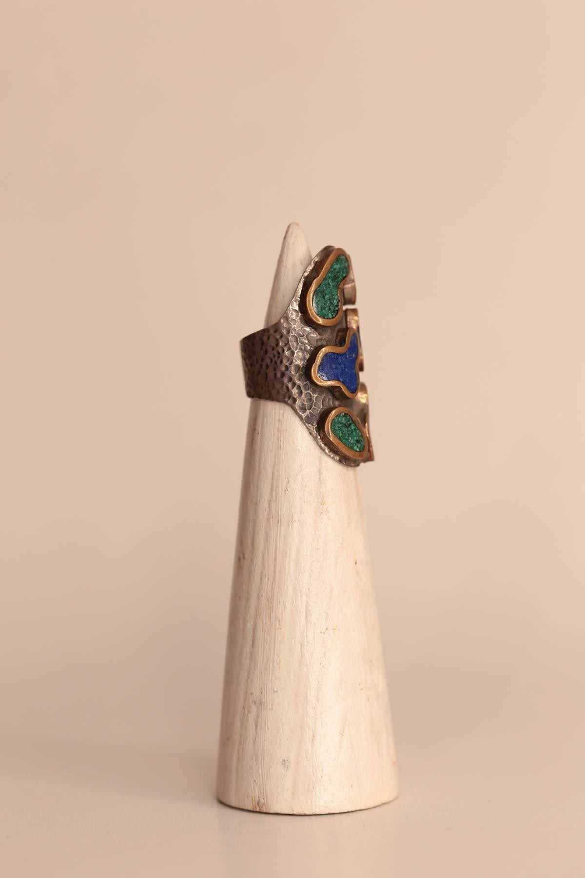 . Gökkuşağı Gümüş Tasarım Yüzük