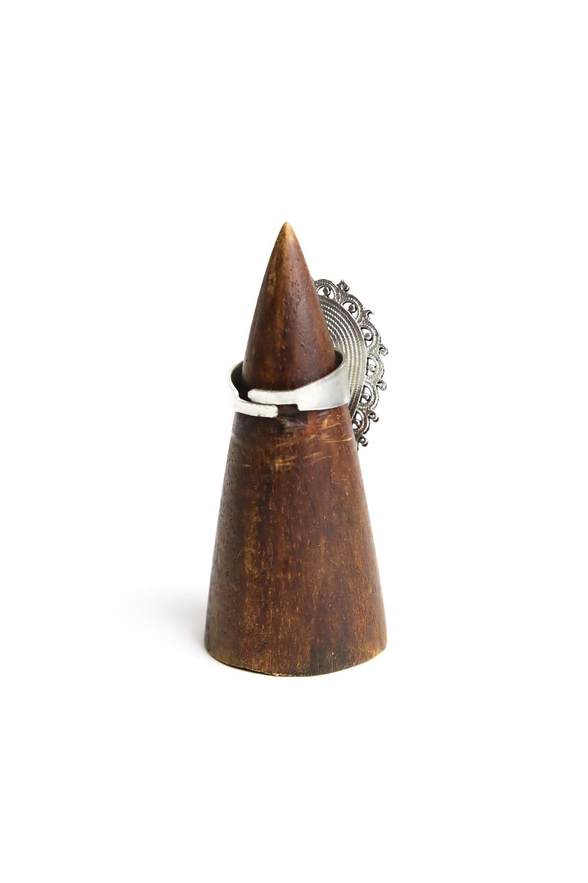  Gümüş Kaplama Spiral Desenli Tasarım Yüzük