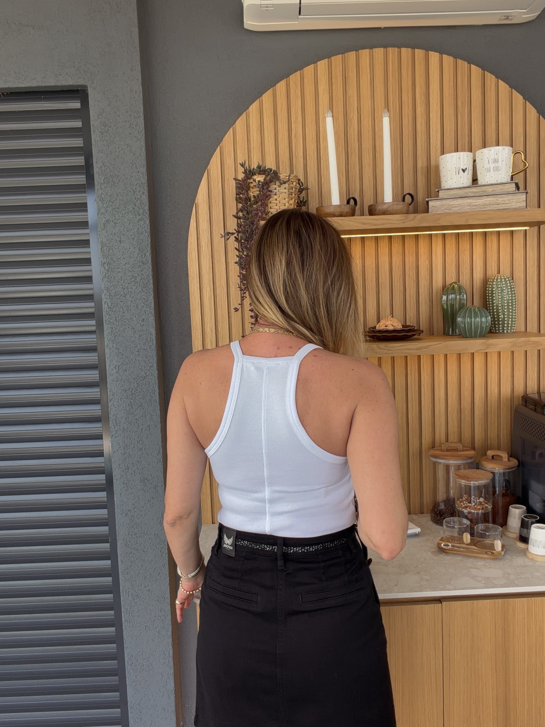 Askılı Düğme Detaylı Atlet BEYAZ