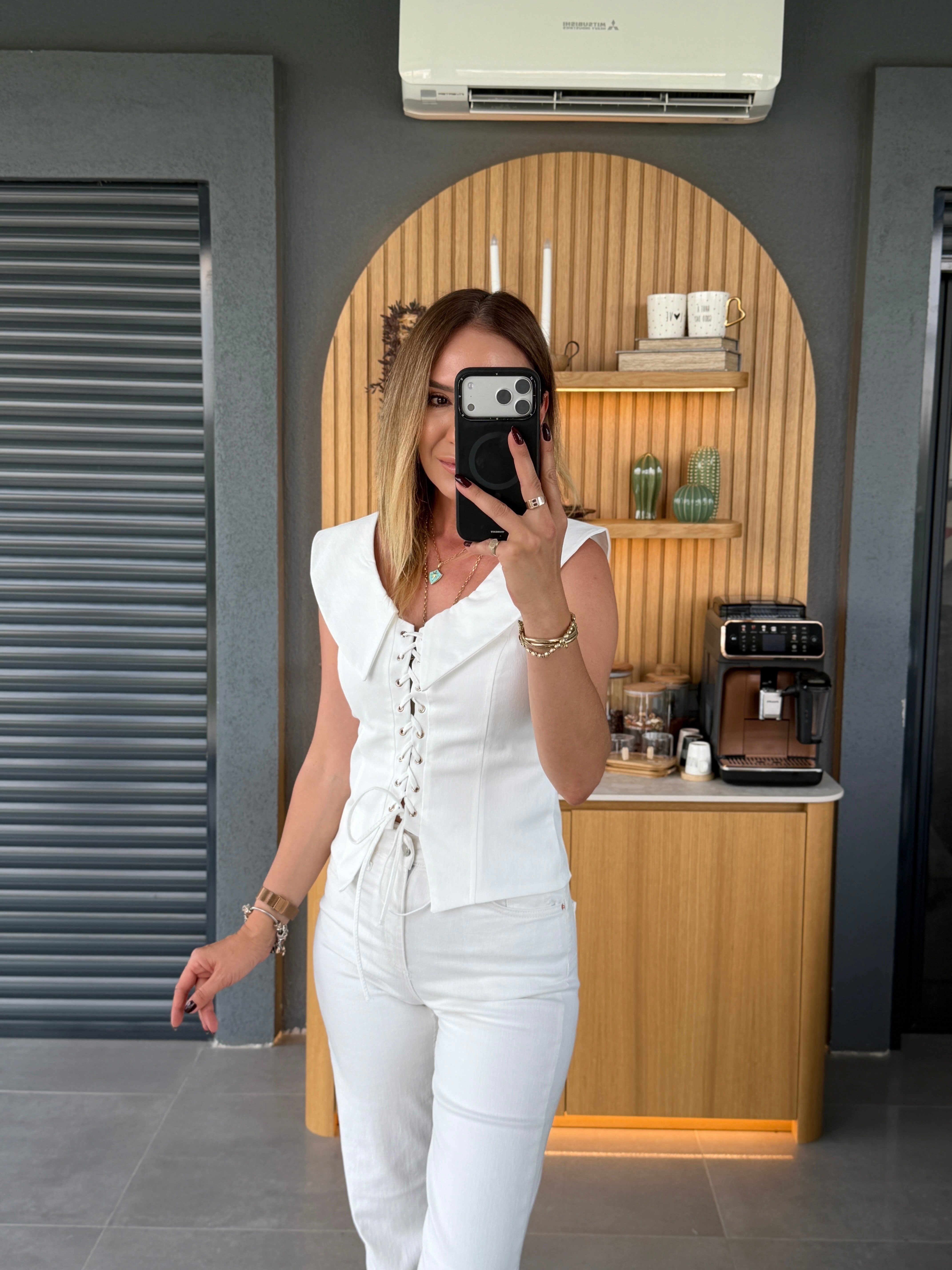 Bağcık Detaylı Bluz EKRU