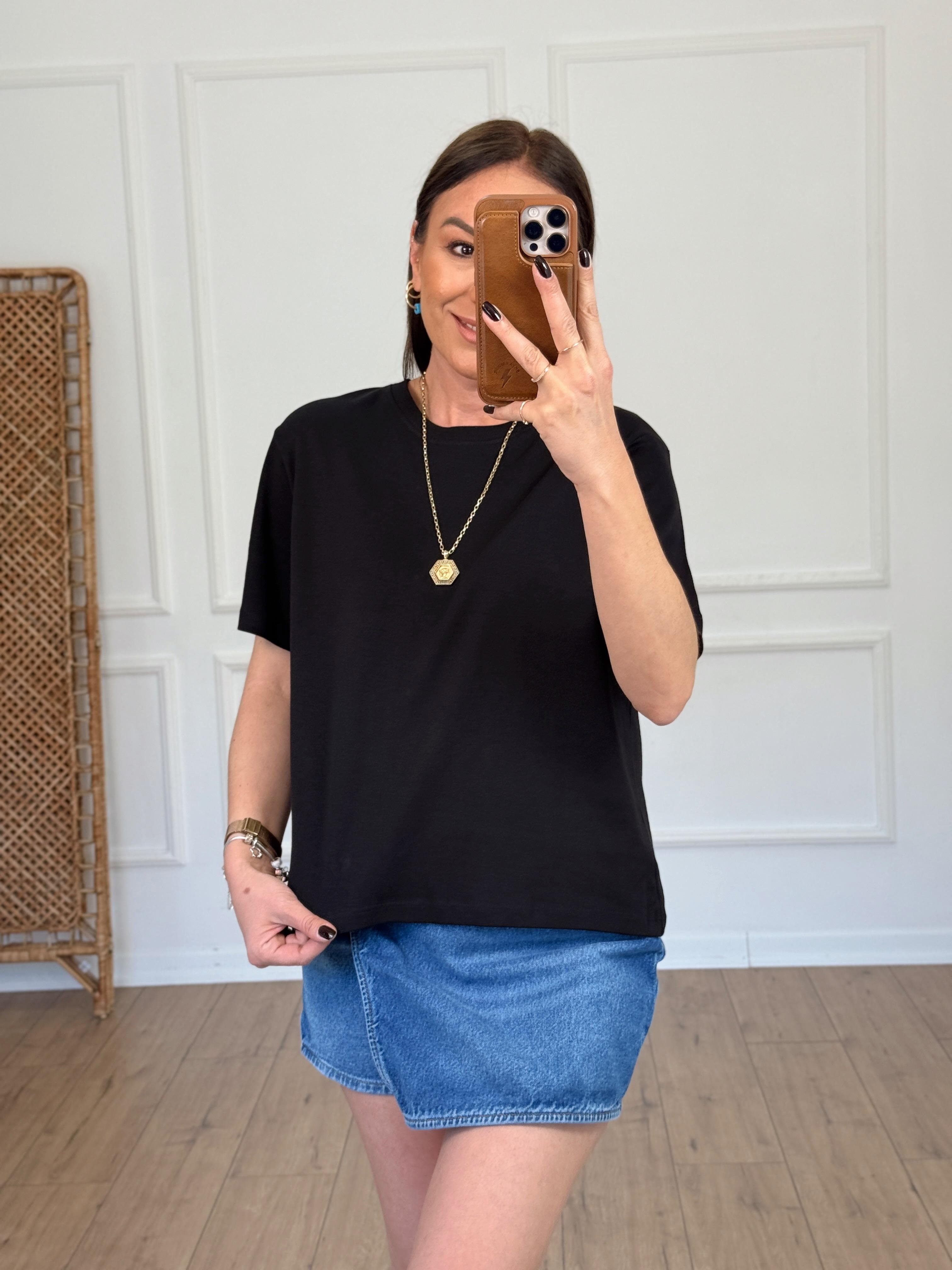 Basic Yuvarlak Yaka Tshirt SİYAH