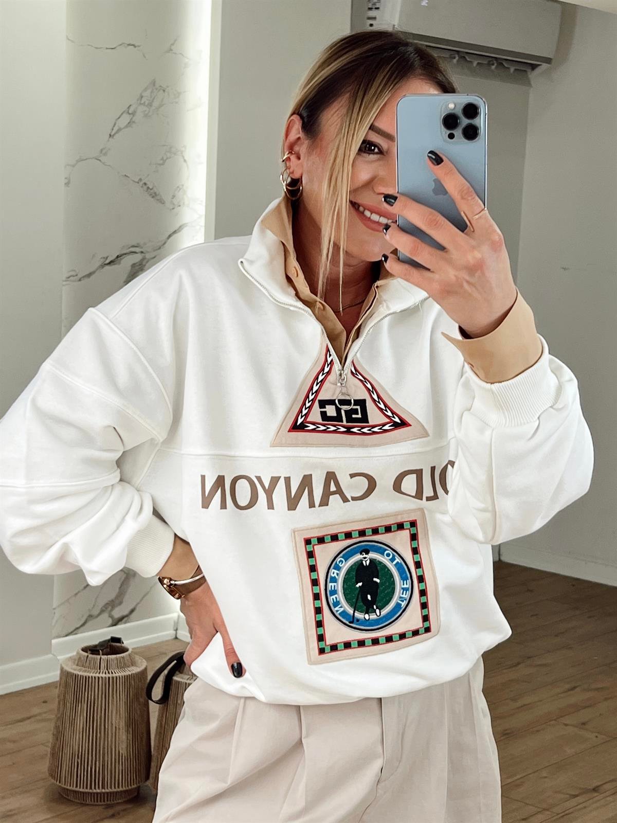 BASKI NAKIŞLI SWEAT EKRU
