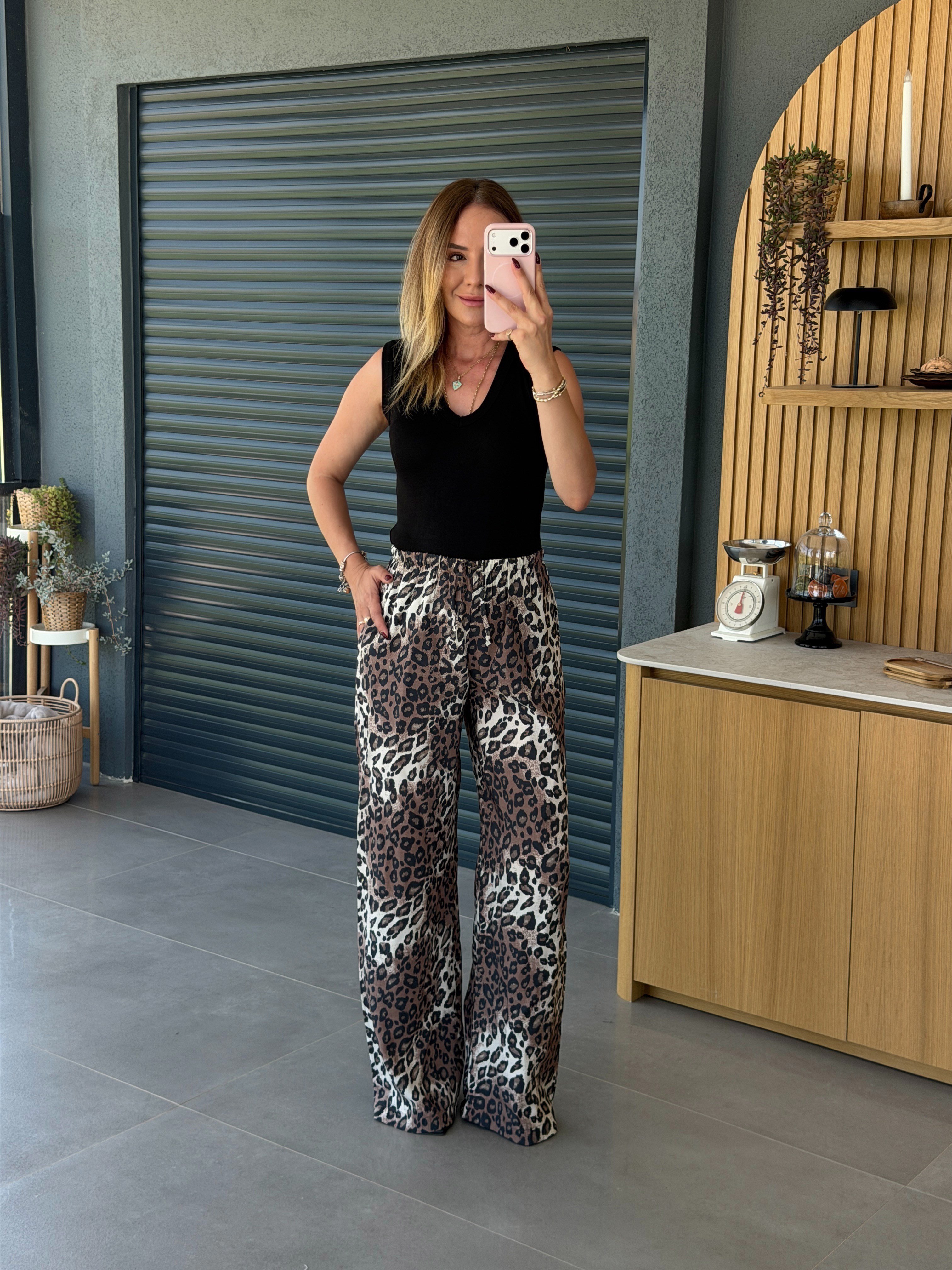 Beli Bağcıklı Leopar Desen Pantolon KAHVE