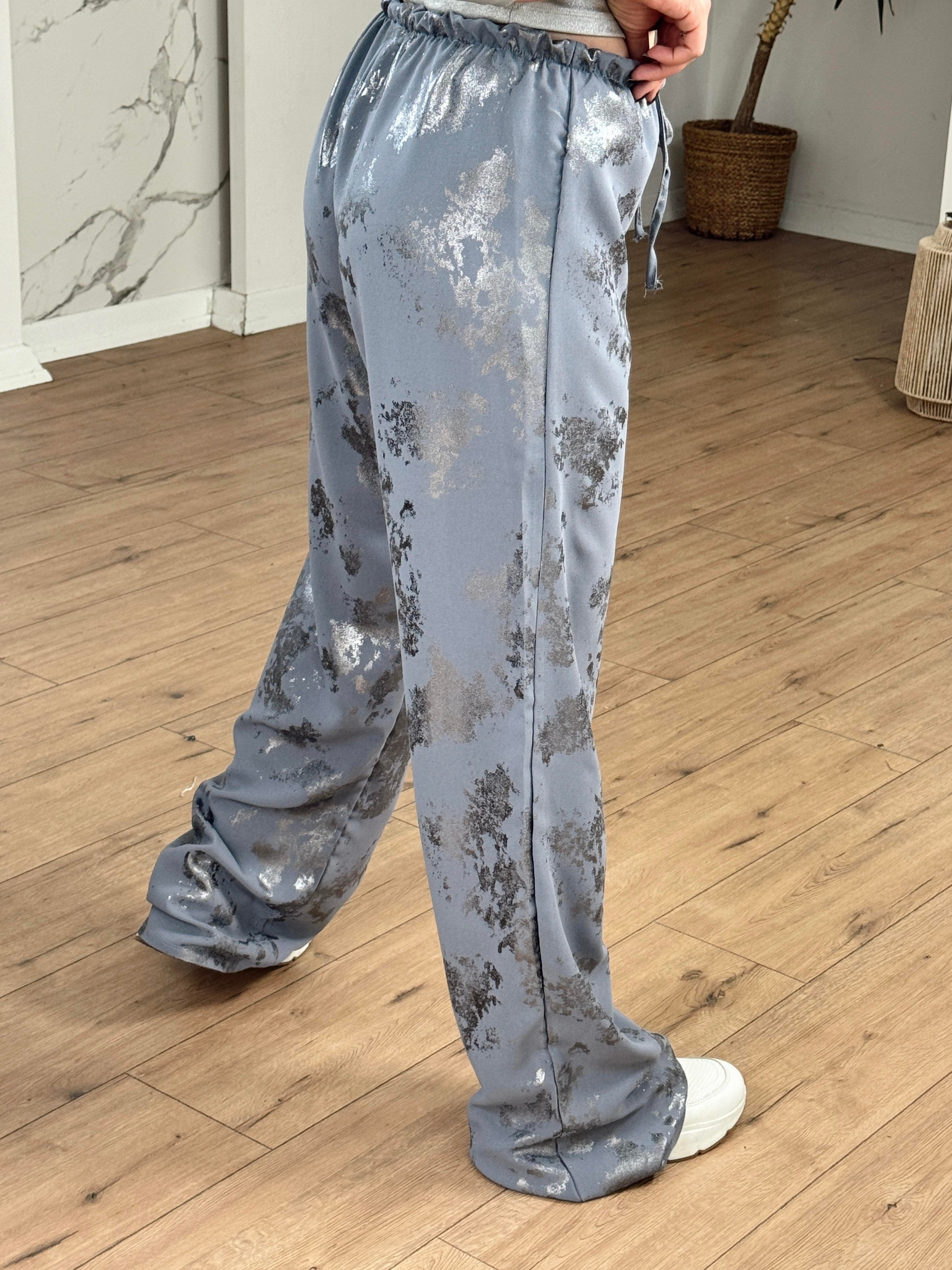 Beli Bağcıklı Varak Baskılı Pantolon GRİ