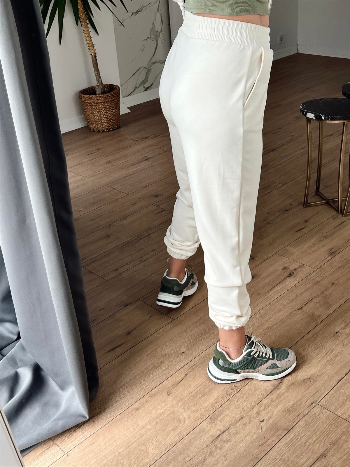 Beli Lastikli Jogger Eşofman Altı EKRU