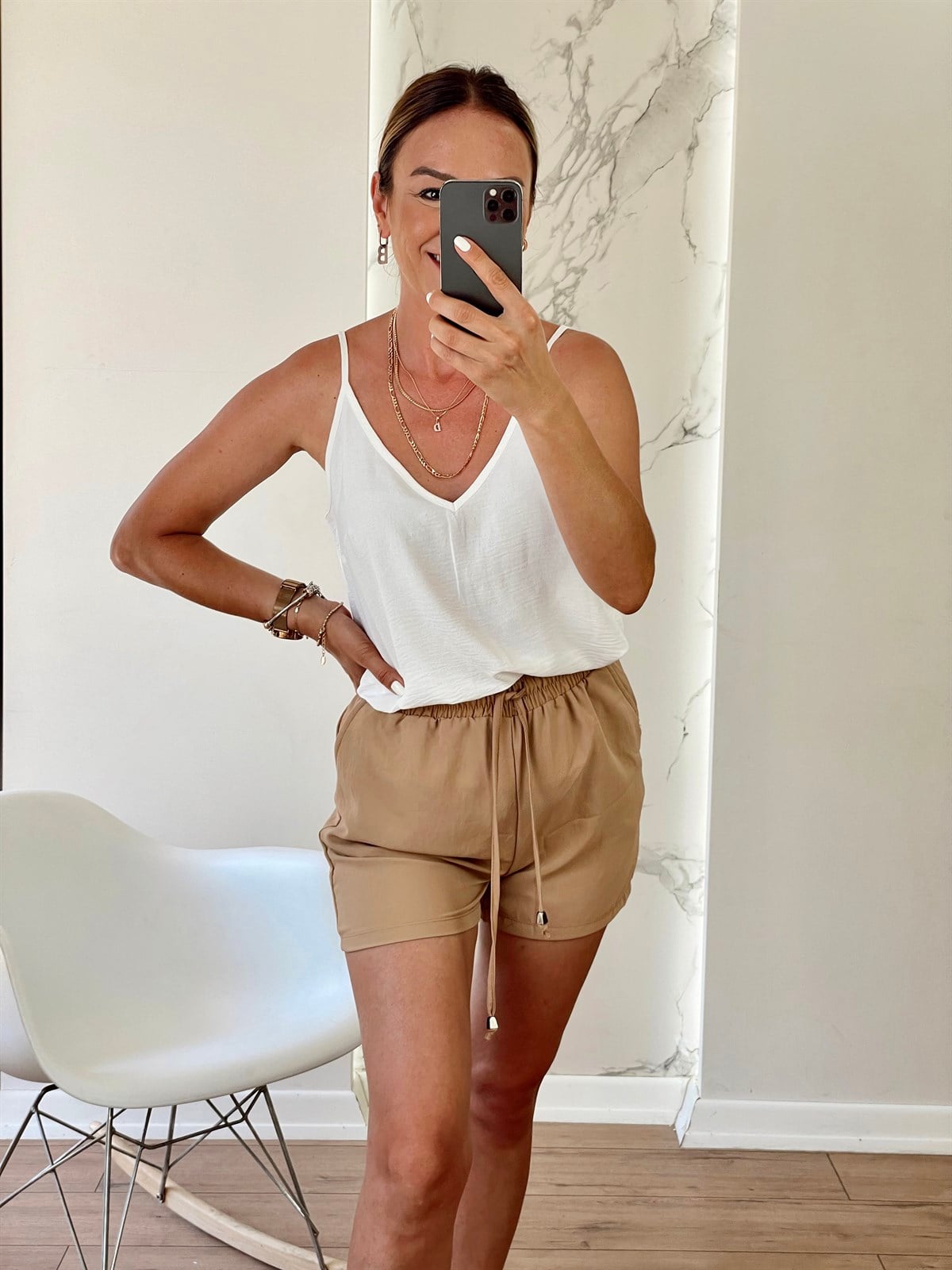 Beli Lastikli Şort Camel