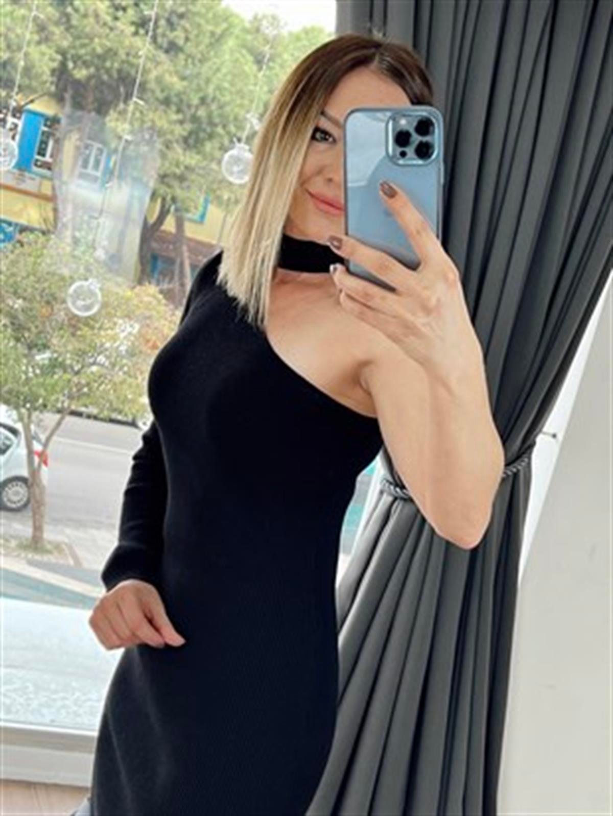 BİSİKLET YAKA TEK OMUZ TEK KOL ELBİSE SİYAH