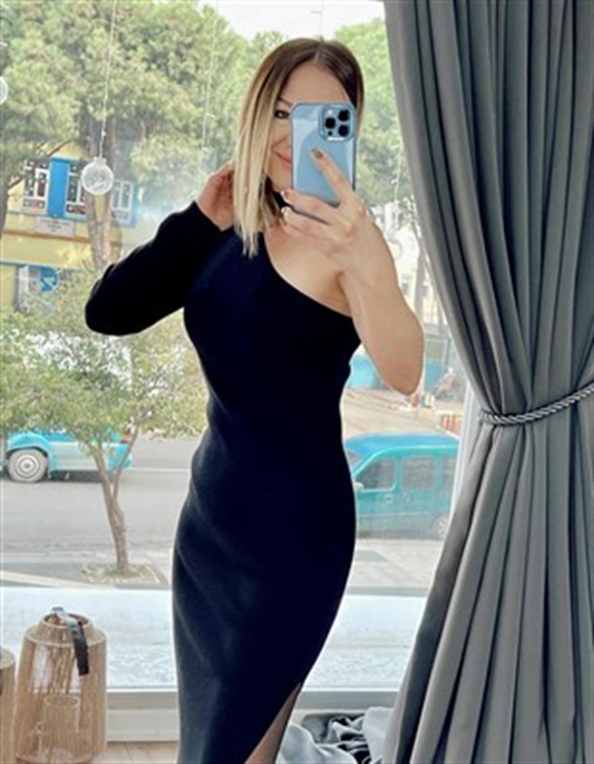 BİSİKLET YAKA TEK OMUZ TEK KOL ELBİSE SİYAH