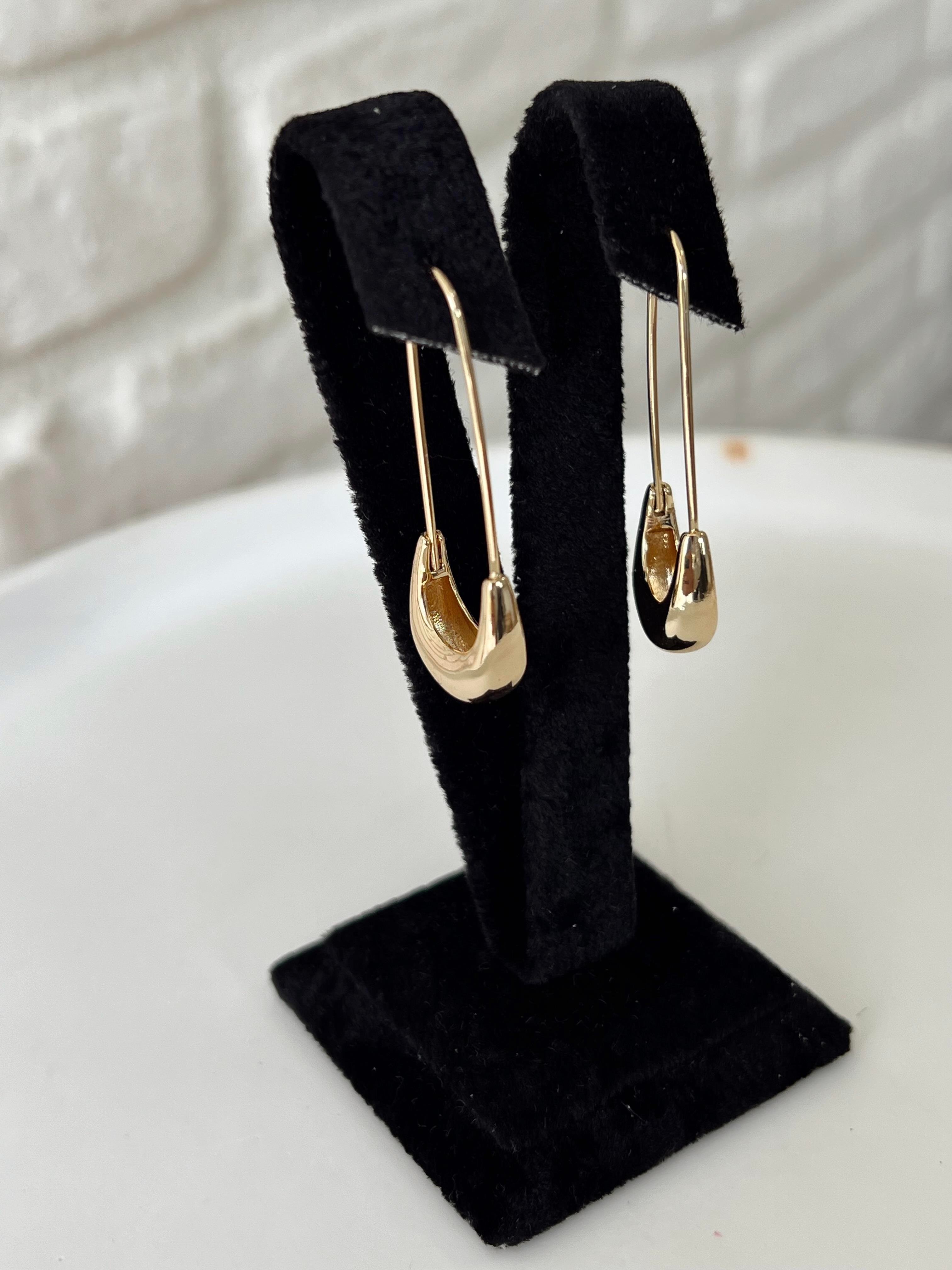 Çengel Model Tasarım Küpe GOLD