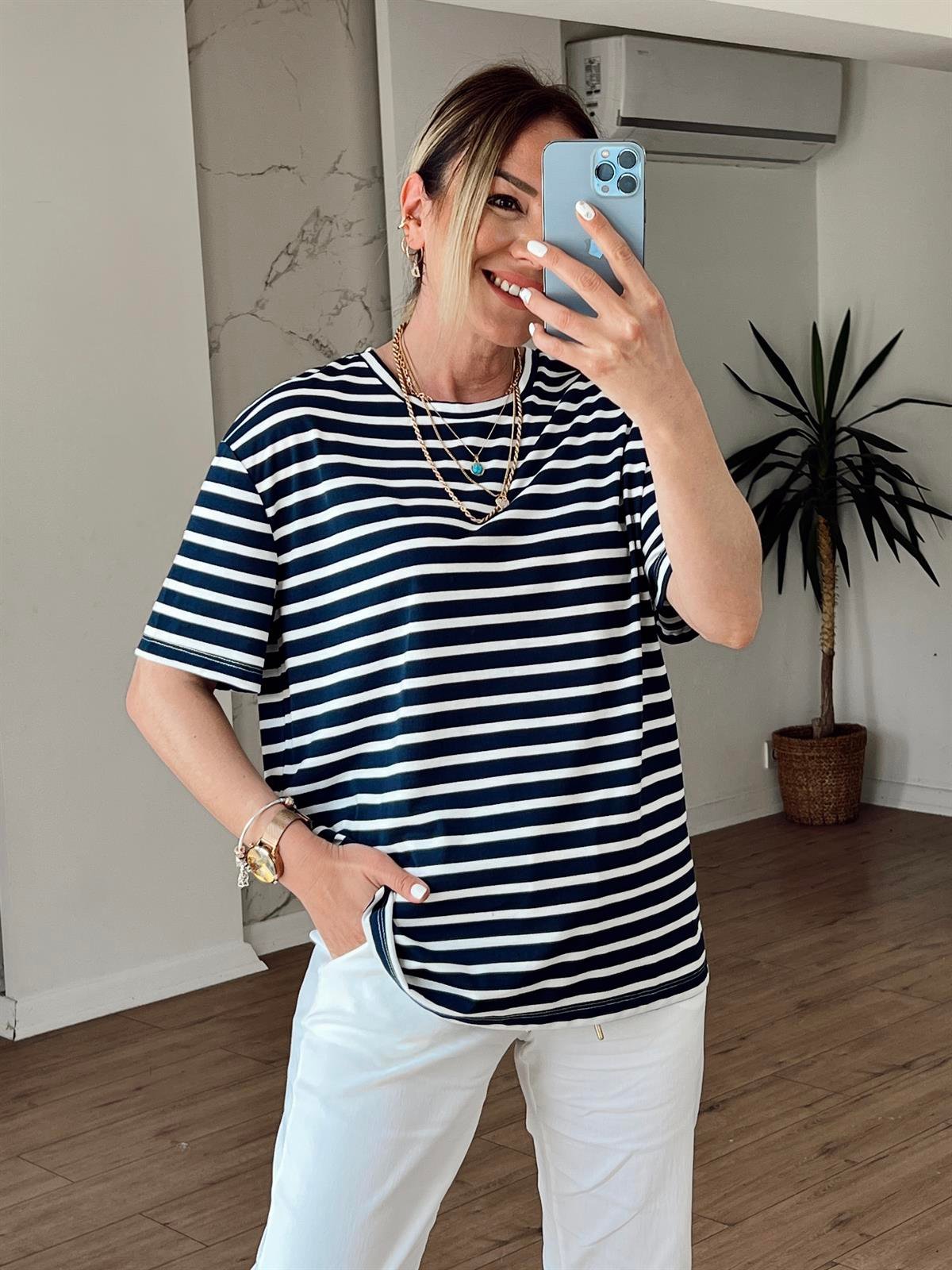 Çizgili Bisiklet Yaka Tshirt LACİVERT
