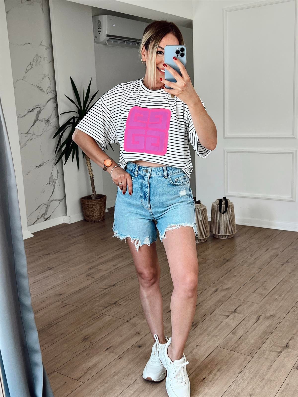 Çizgili Ön Baskılı Tshirt BEYAZ
